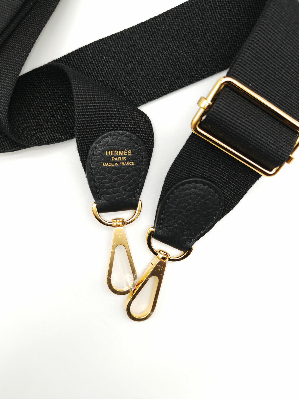 Louis Vuitton Zippy Multicartes Wallet in Monogram Canvas and Gold Hardware