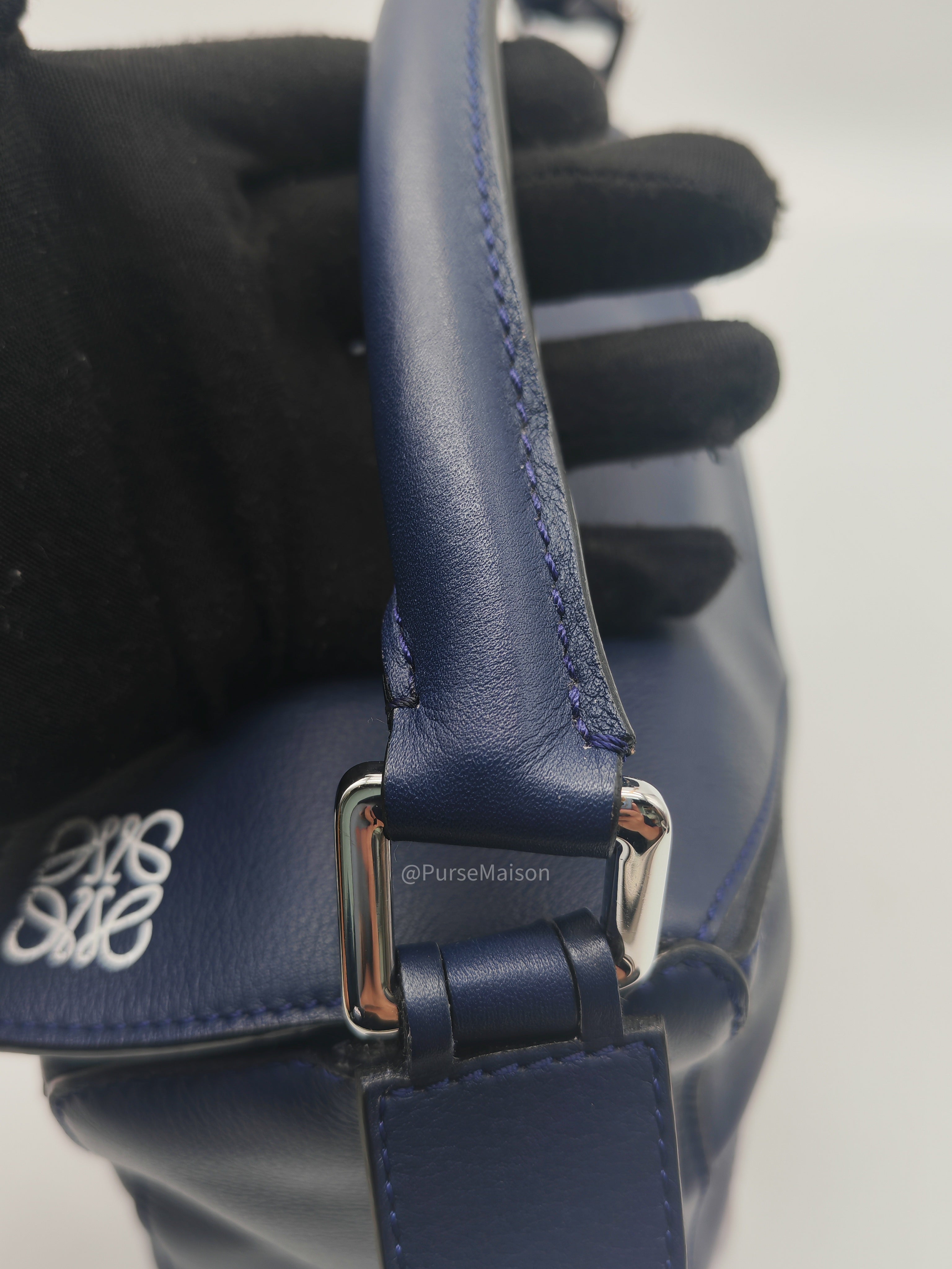 Loewe Puzzle Bag Small in Dark Blue Calfskin Leather and Silver Hardware