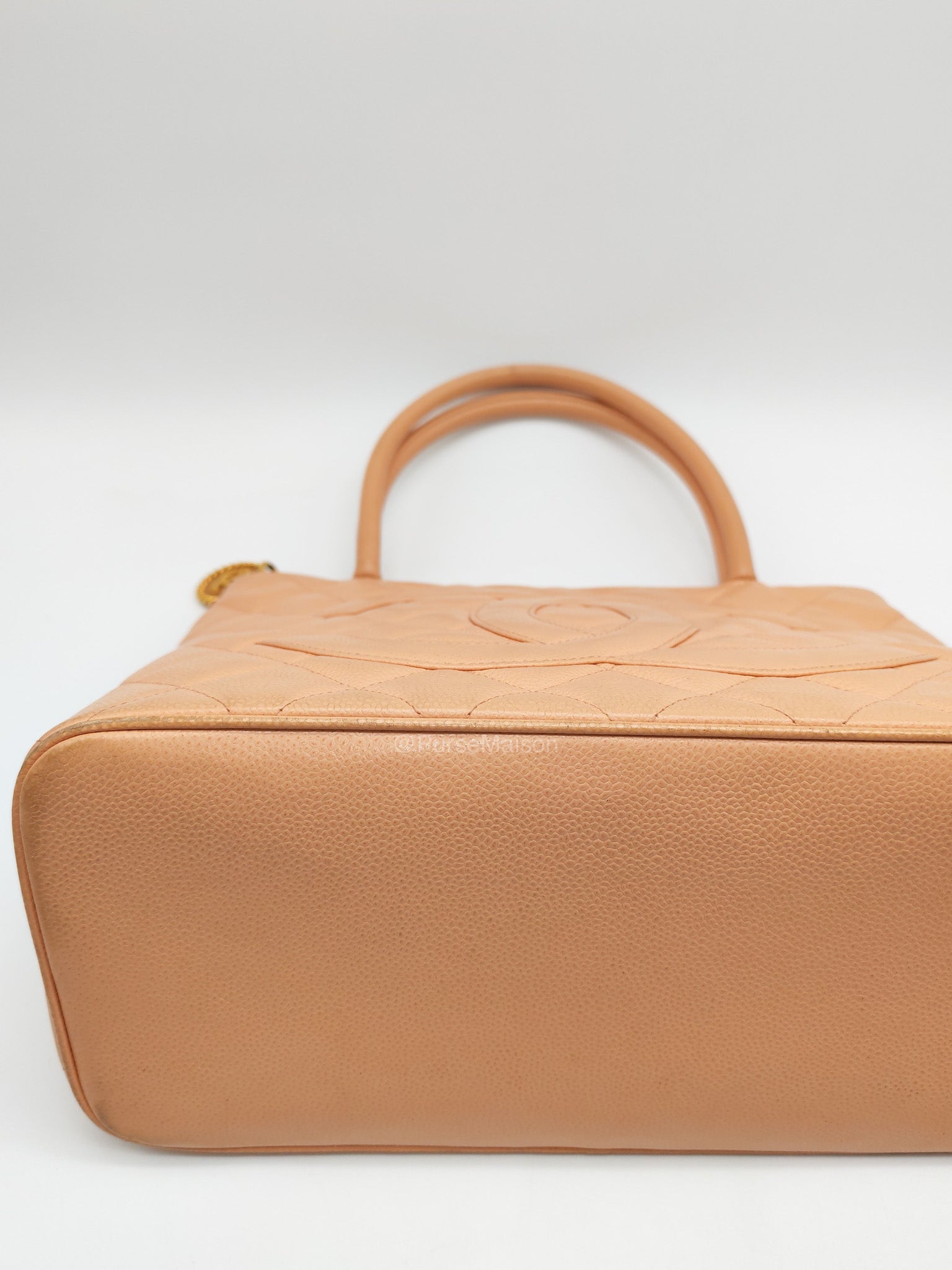 Chanel Vintage Medallion Tote Bag in Peach Caviar Leather Gold Hardware (Series 8)