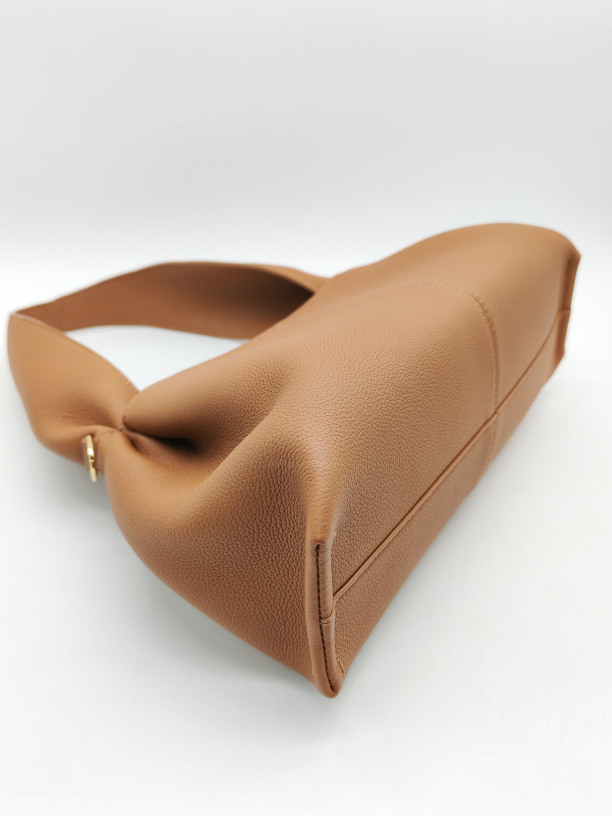 Polene Numéro Neuf East West in Camel Graine Textured Leather