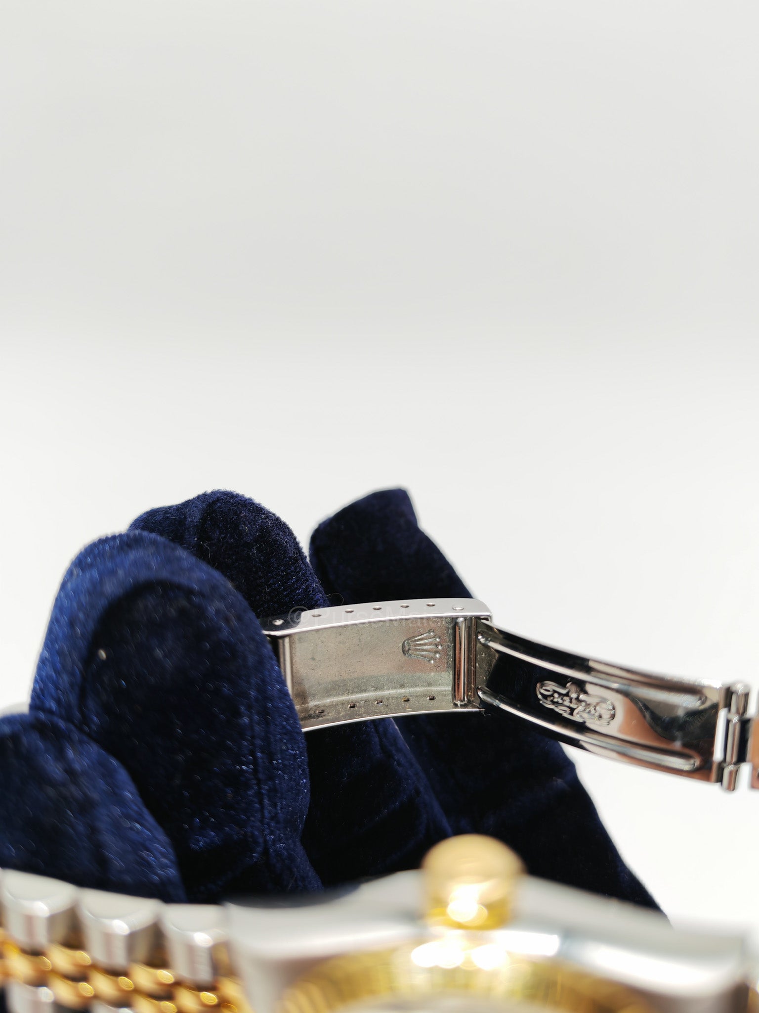Rolex Oyster Perpetual Datejust White Roman Numeral Dial Two Tone Jubilee Bracelet 26 mm Ref. No. 69173 (1996)