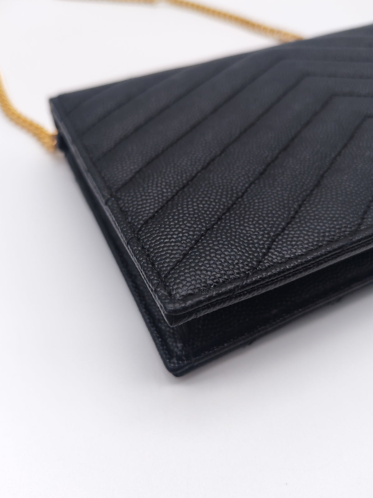Yves Saint Laurent Portefeuille Wallet on Chain in Black Chevron Graine De Poudre Leather Gold Hardware