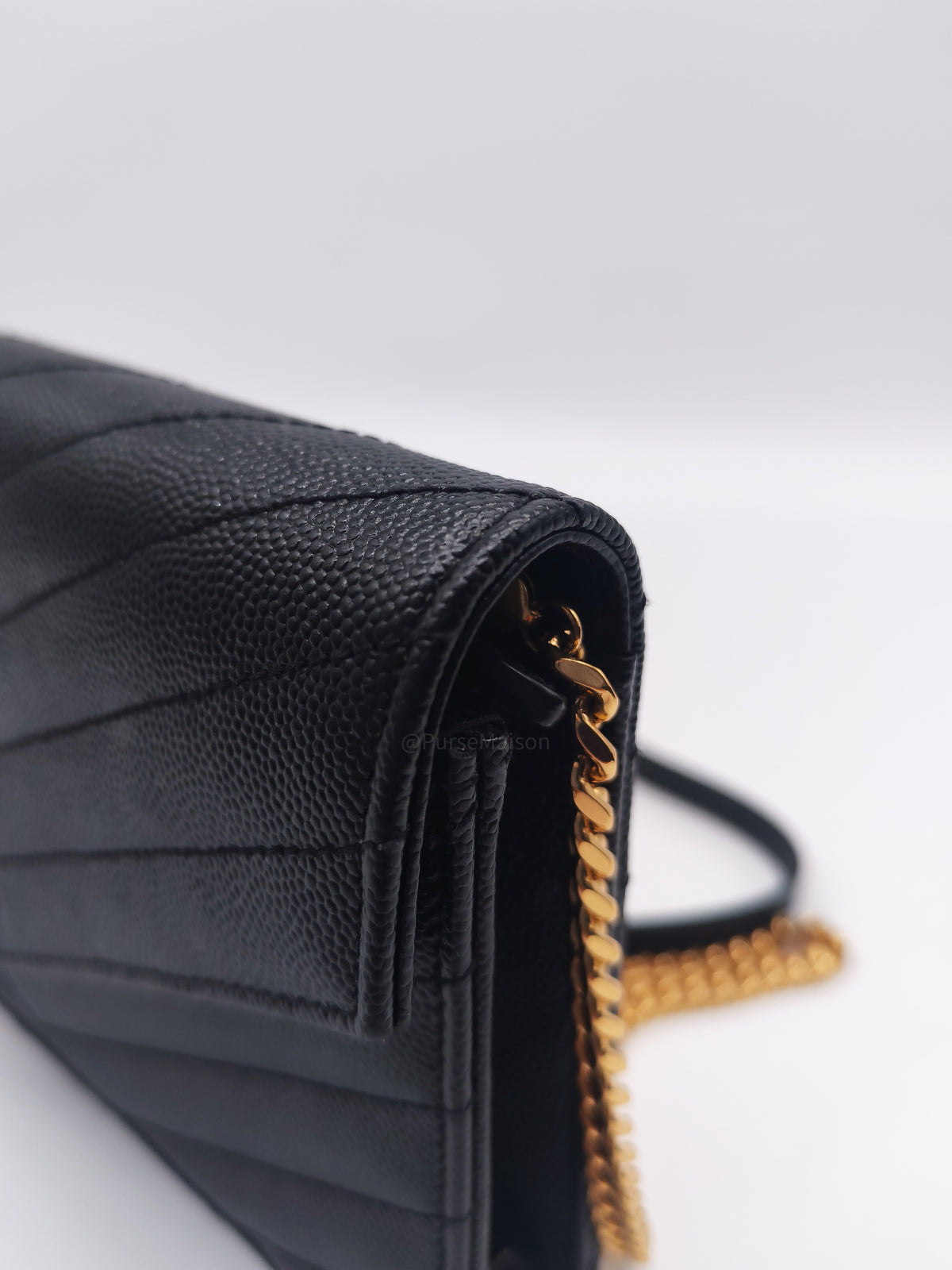 Yves Saint Laurent Portefeuille Wallet on Chain in Black Chevron Graine De Poudre Leather Gold Hardware