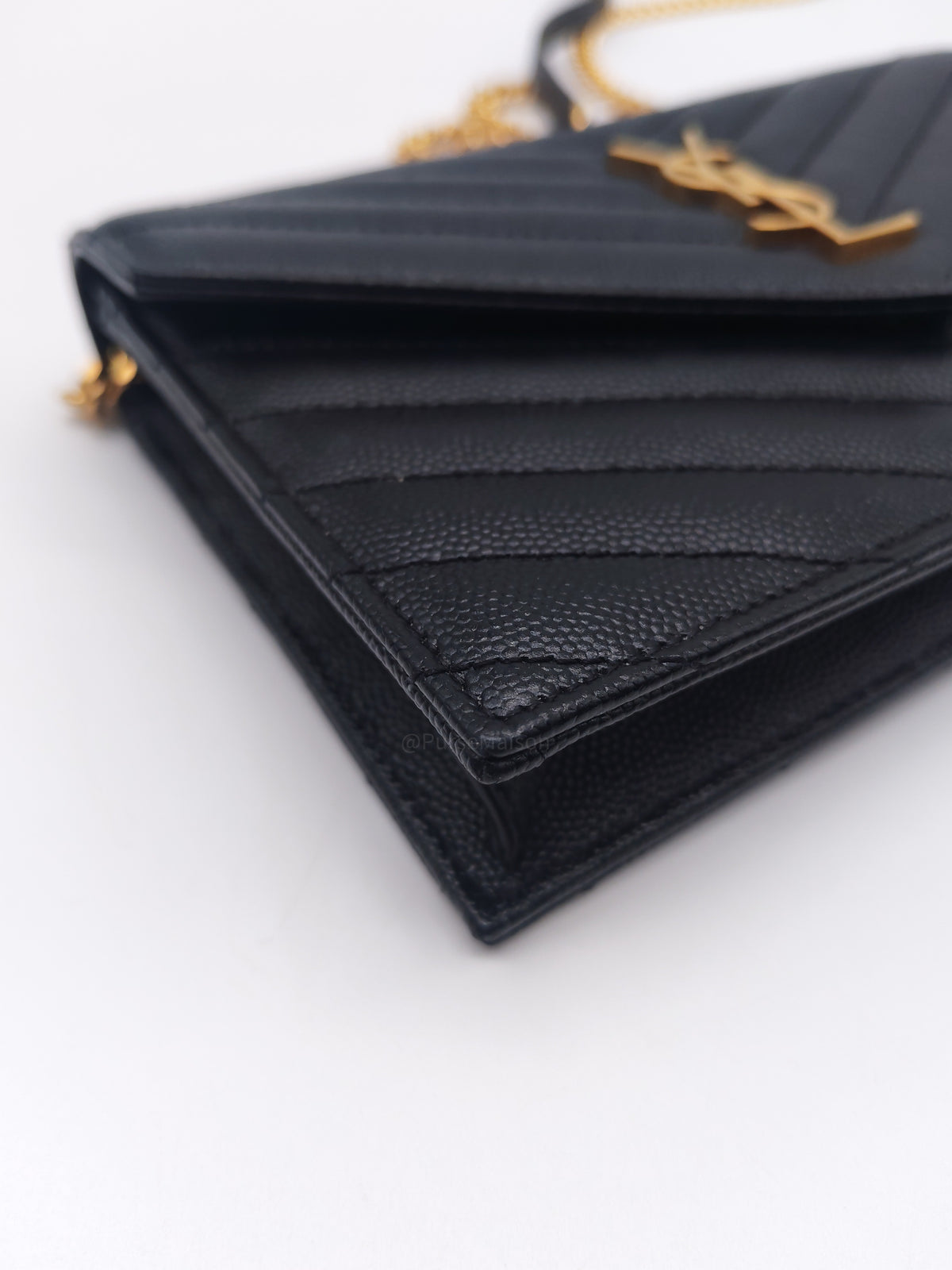 Yves Saint Laurent Portefeuille Wallet on Chain in Black Chevron Graine De Poudre Leather Gold Hardware