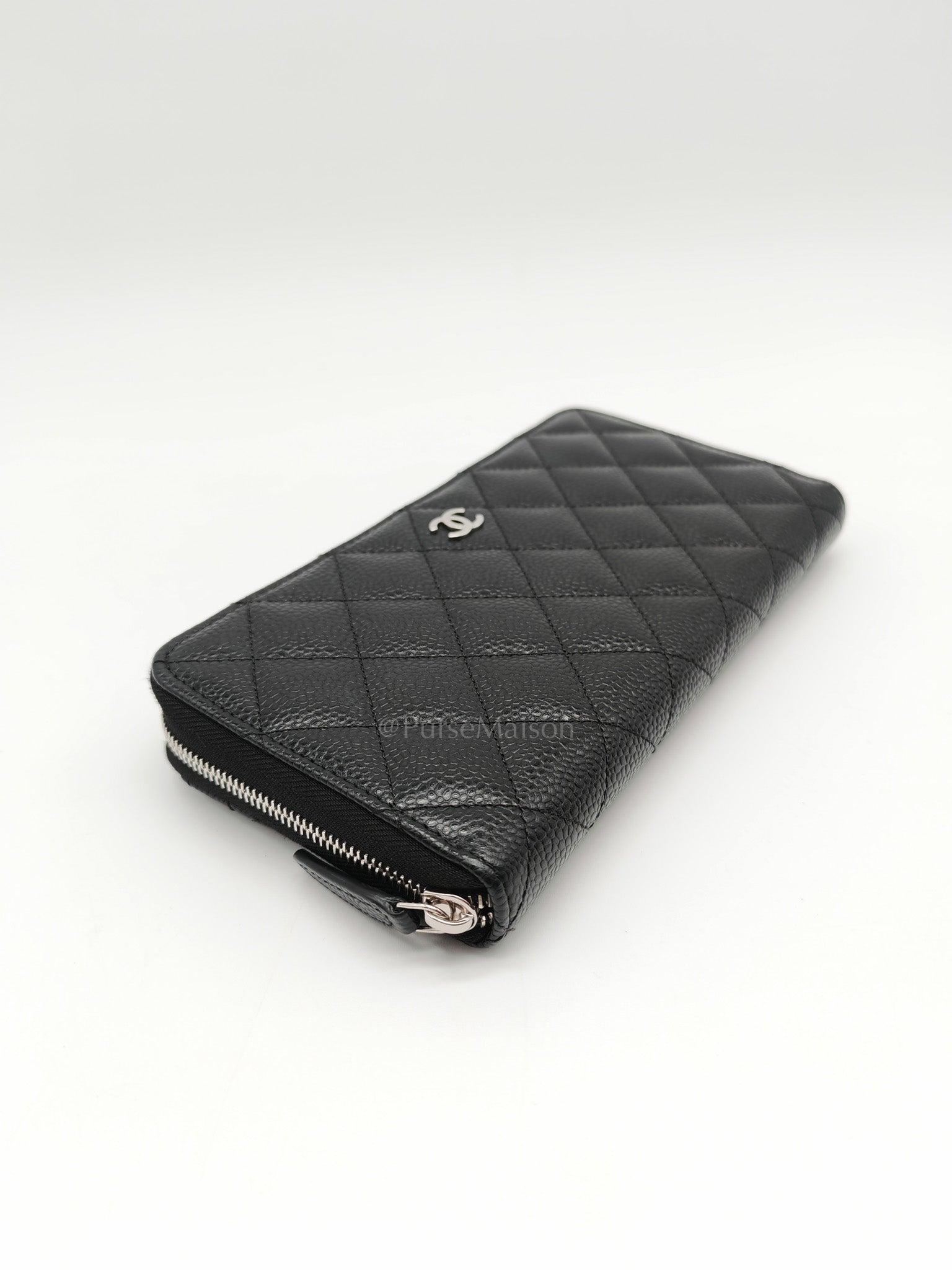 Classic Long Zipped Wallet in Black Caviar Leather & Palladium Hardware Microchip