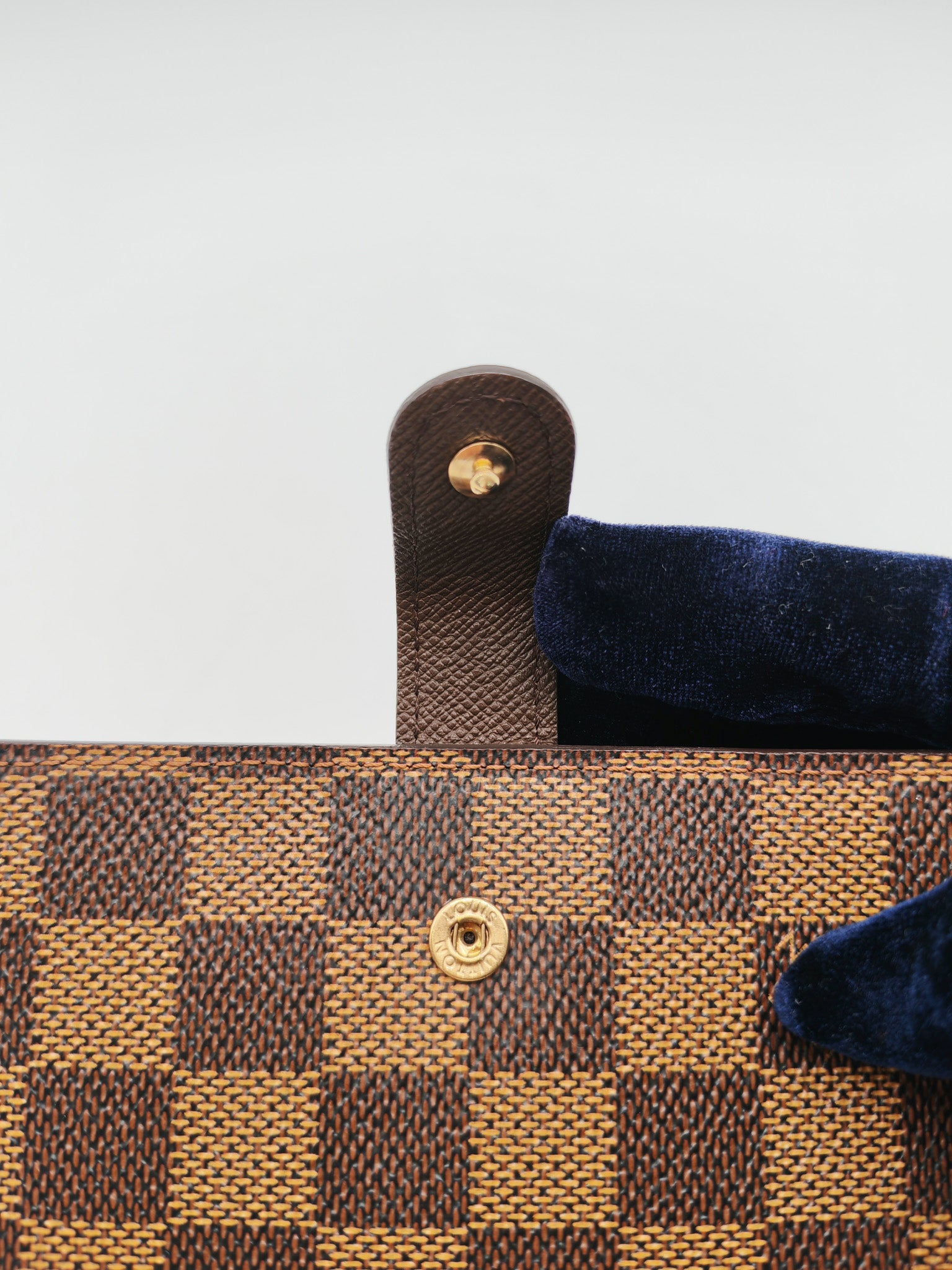 Agenda Planner Cover in Damier Ebene Canvas (Datecode: CA0073) | Purse Maison Luxury Bags Shop