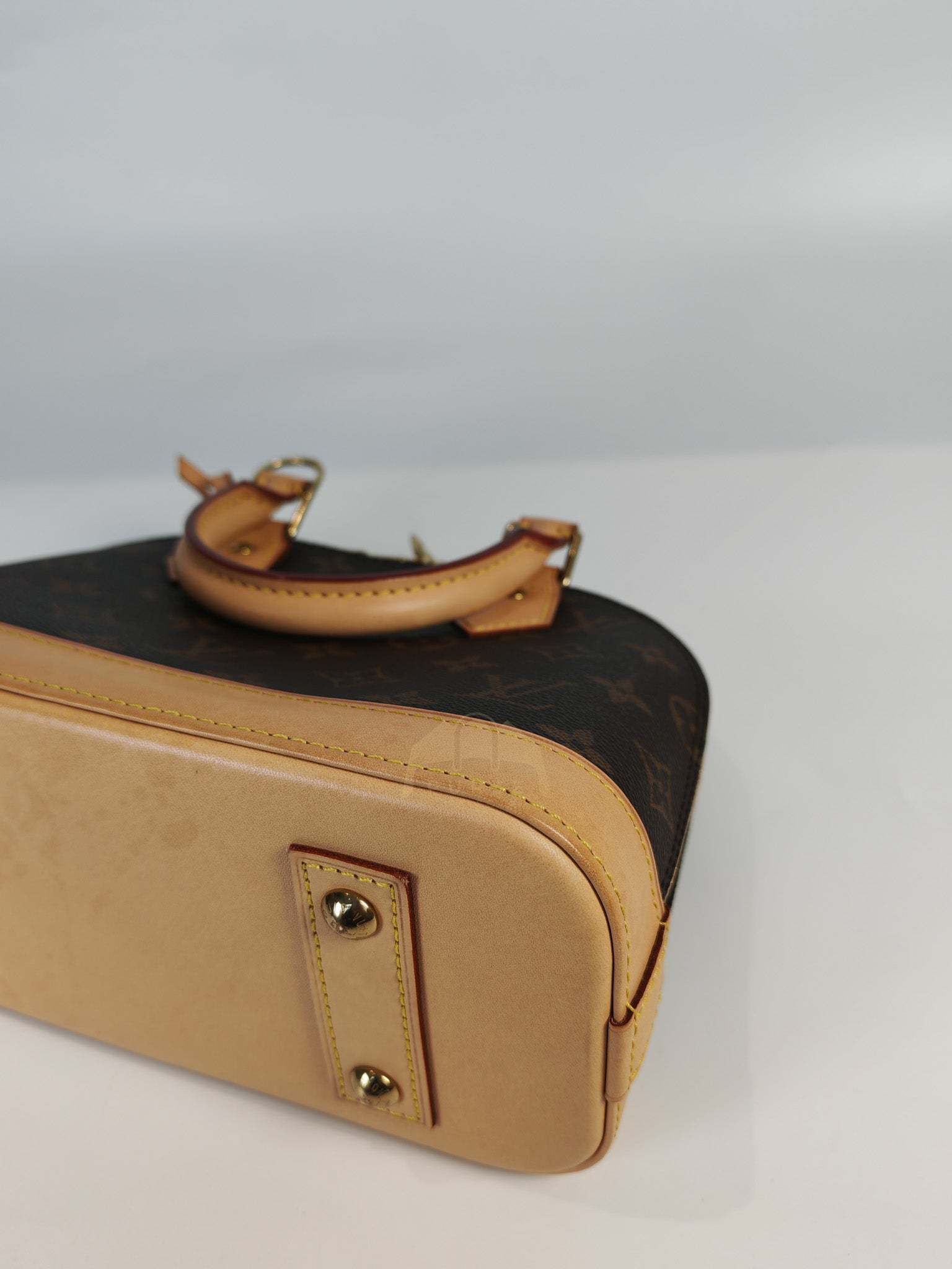 Alma BB in Monogram Canvas (Date code: Microchip) | Purse Maison Luxury Bags Shop