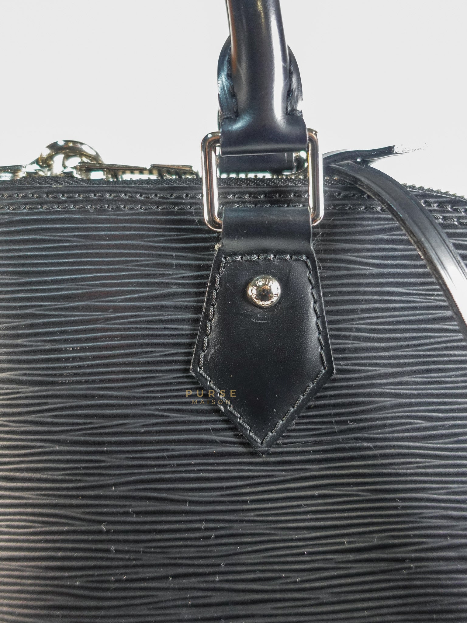 Alma GM in Black Epi Leather Microchip | Purse Maison Luxury Bags Shop