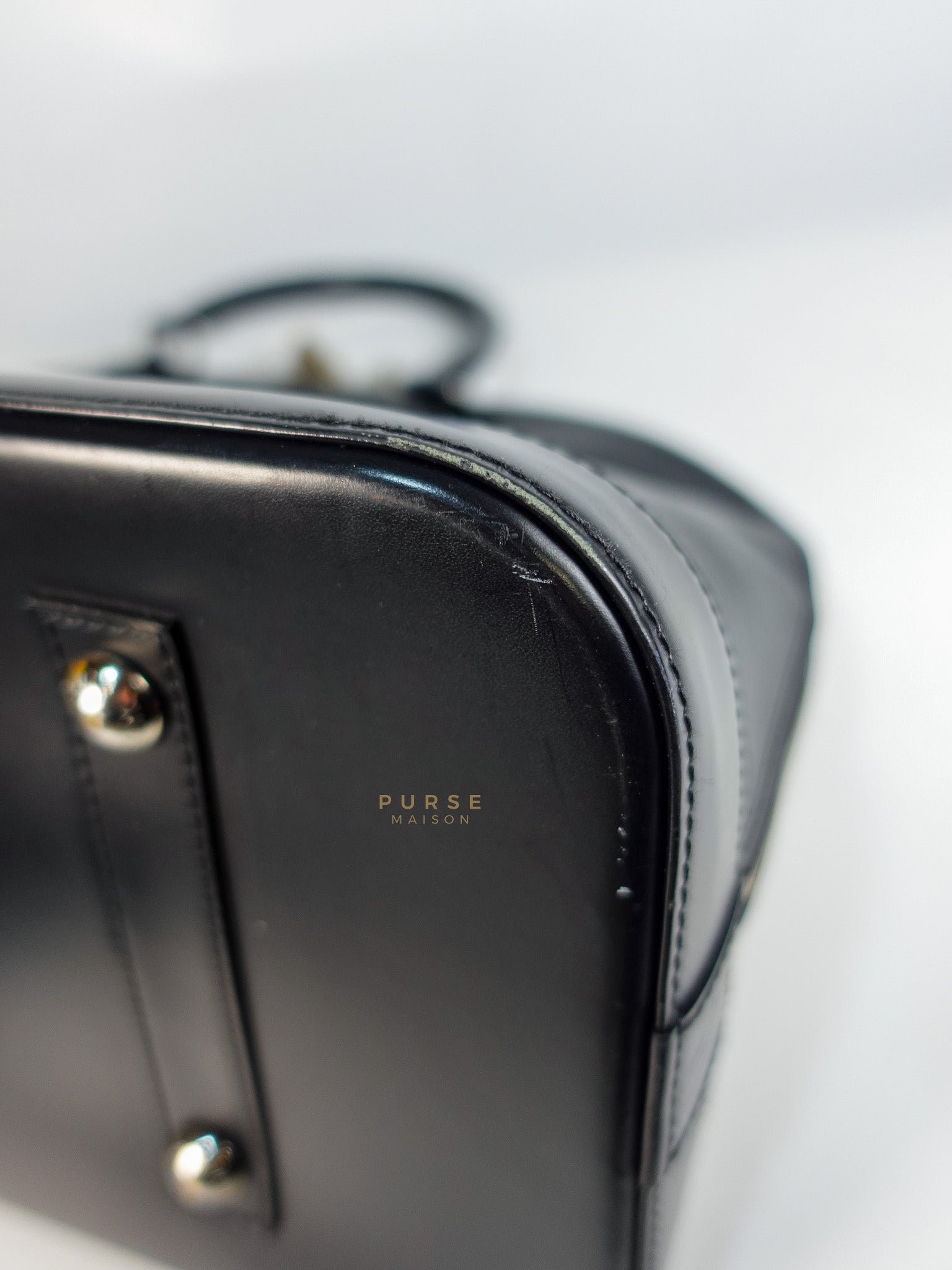 Alma GM in Black Epi Leather Microchip | Purse Maison Luxury Bags Shop