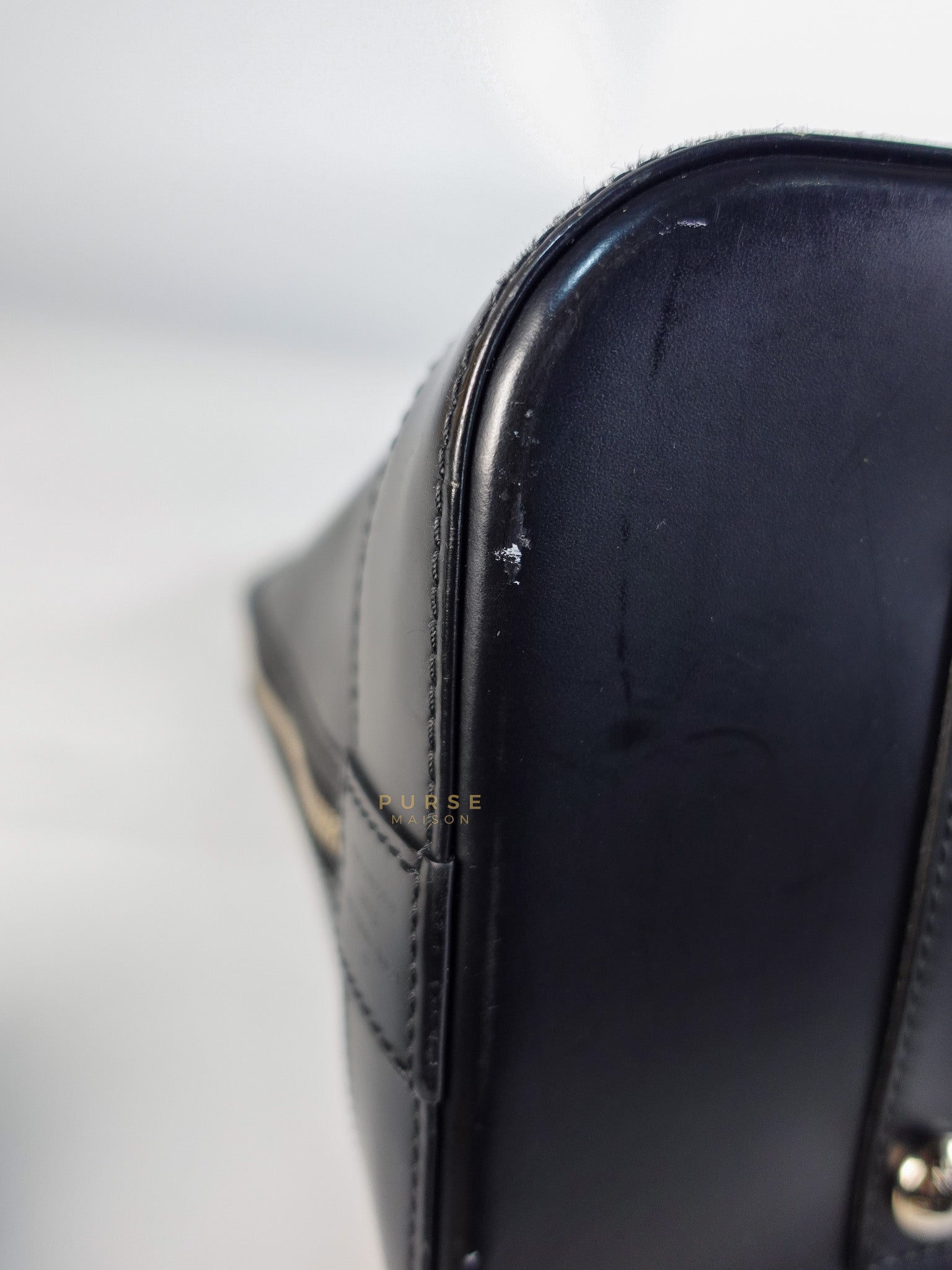 Alma GM in Black Epi Leather Microchip | Purse Maison Luxury Bags Shop