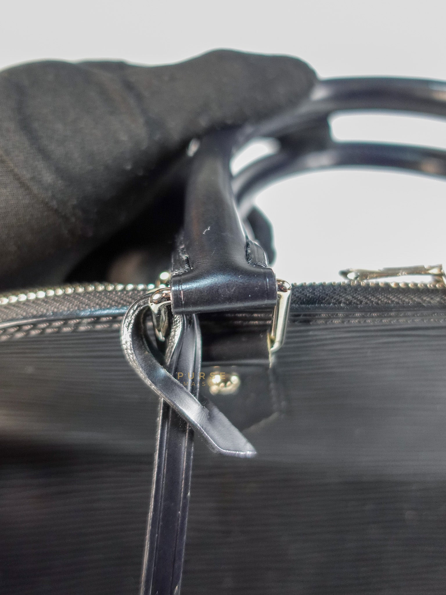 Alma GM in Black Epi Leather Microchip | Purse Maison Luxury Bags Shop