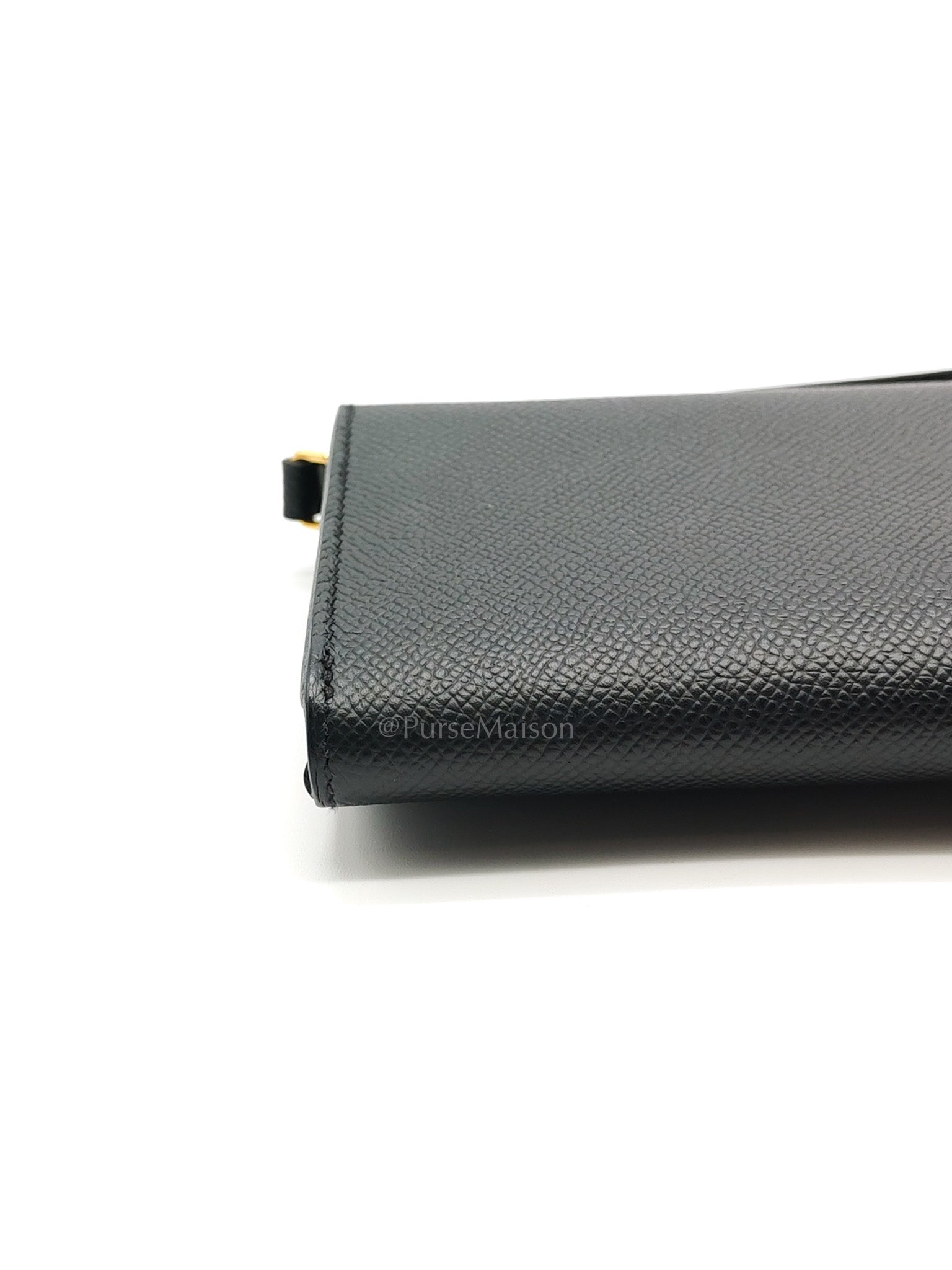 Maillon To Go in Black Epsom Leather & So Black/Gold Hardware Stamp W (2024)