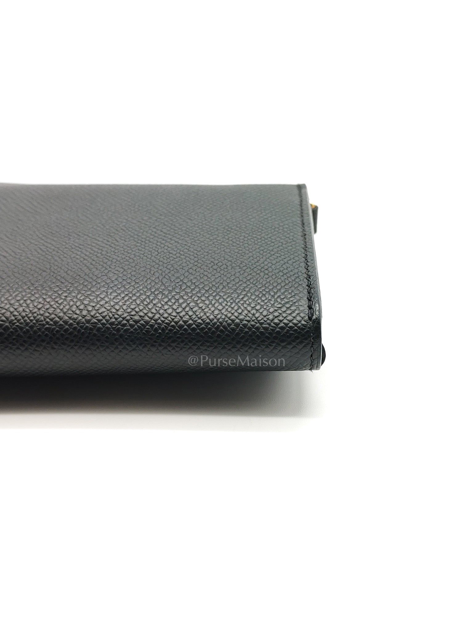 Maillon To Go in Black Epsom Leather & So Black/Gold Hardware Stamp W (2024)