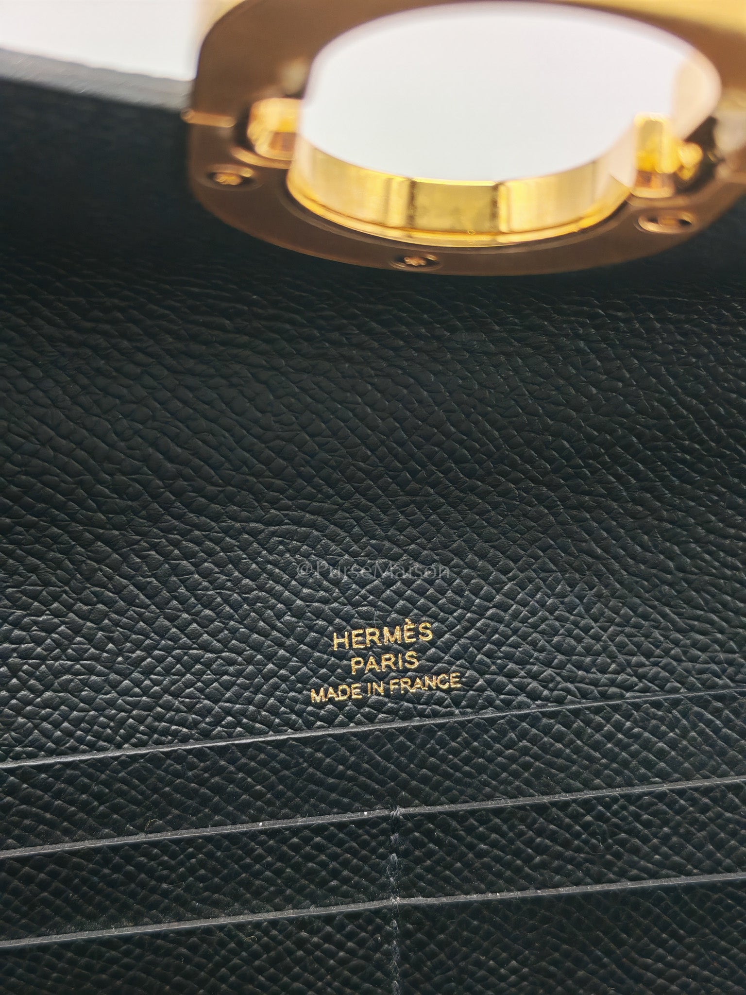 Maillon To Go in Black Epsom Leather & So Black/Gold Hardware Stamp W (2024)