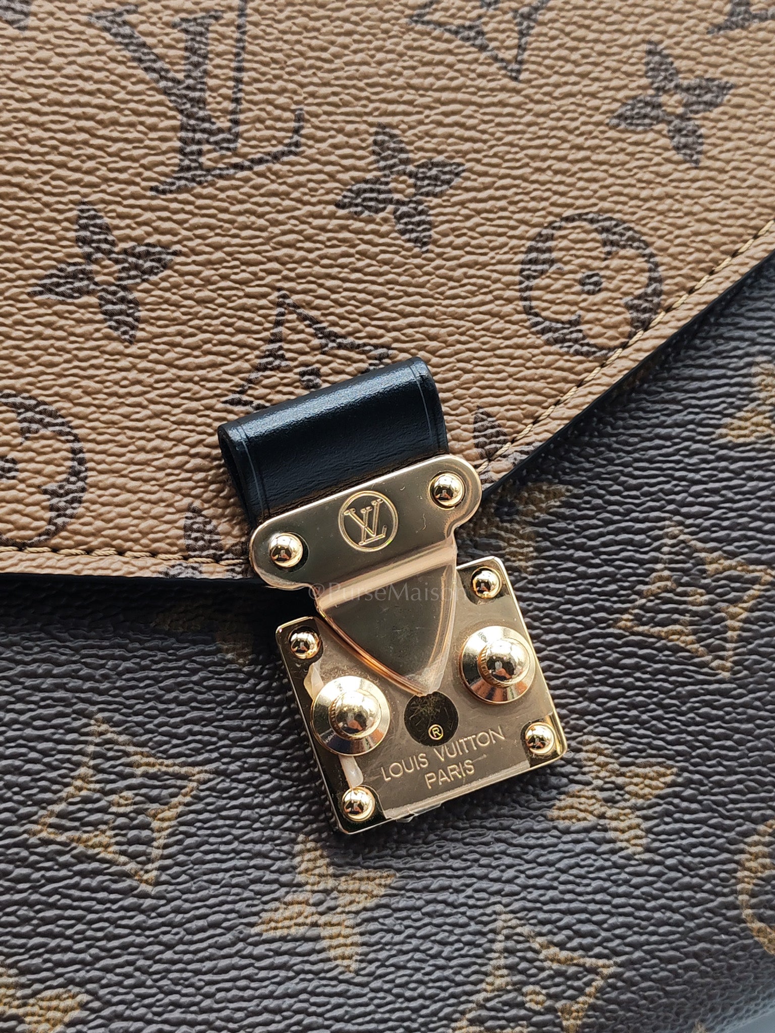 Metis in Reverse Monogram Canvas Crossbody Bag (Microchip)