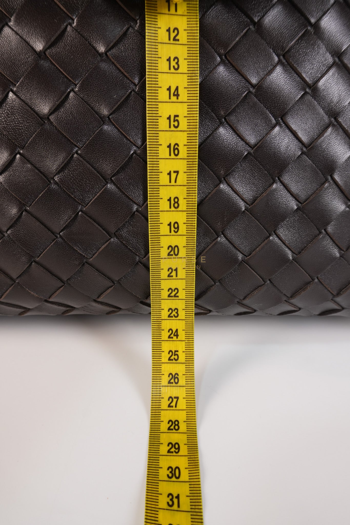 Andiamo Medium in Fondant Intrecciato Nappa Leather | Purse Maison Luxury Bags Shop