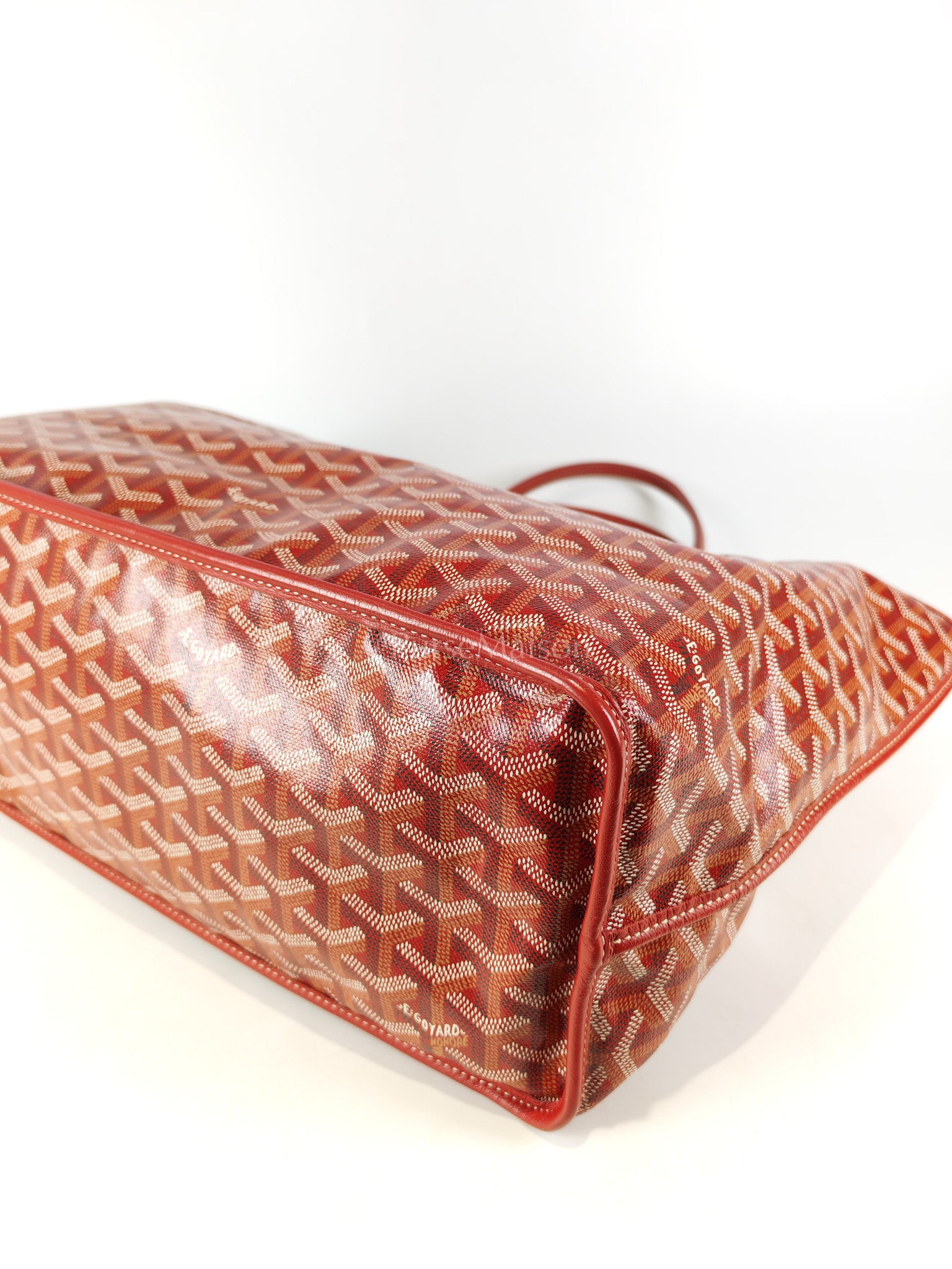 Anjou PM Bag in Red Goyardine Canvas | Purse Maison Luxury Bags Shop