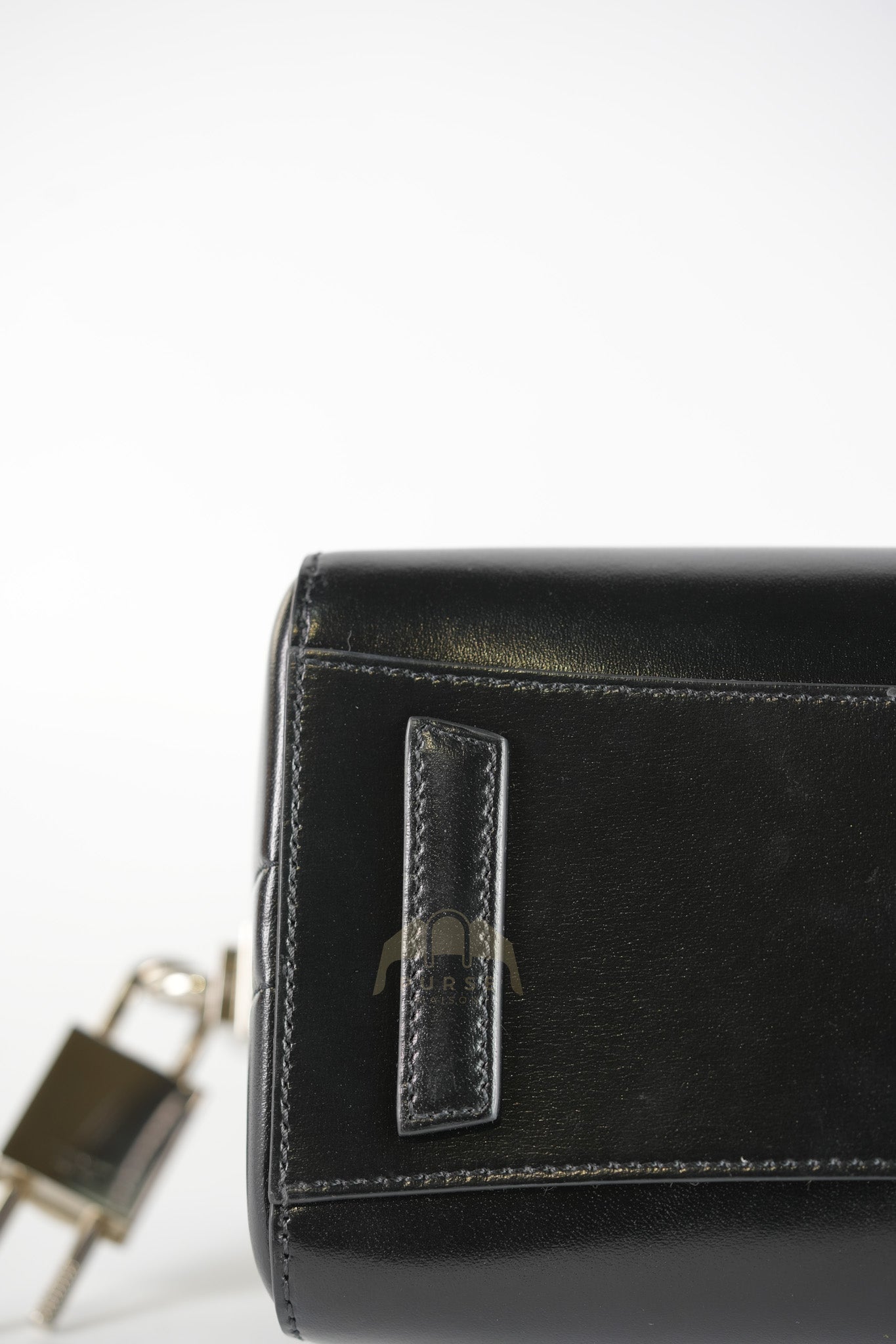 Antigona Lock Mini Handbag in Black Smooth Shiny Calfskin Leather | Purse Maison Luxury Bags Shop