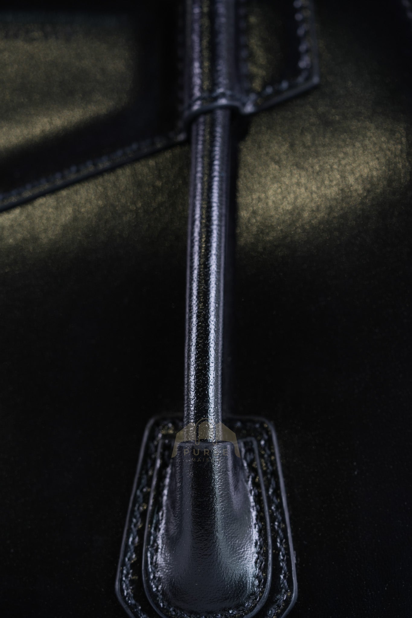 Antigona Lock Mini Handbag in Black Smooth Shiny Calfskin Leather | Purse Maison Luxury Bags Shop