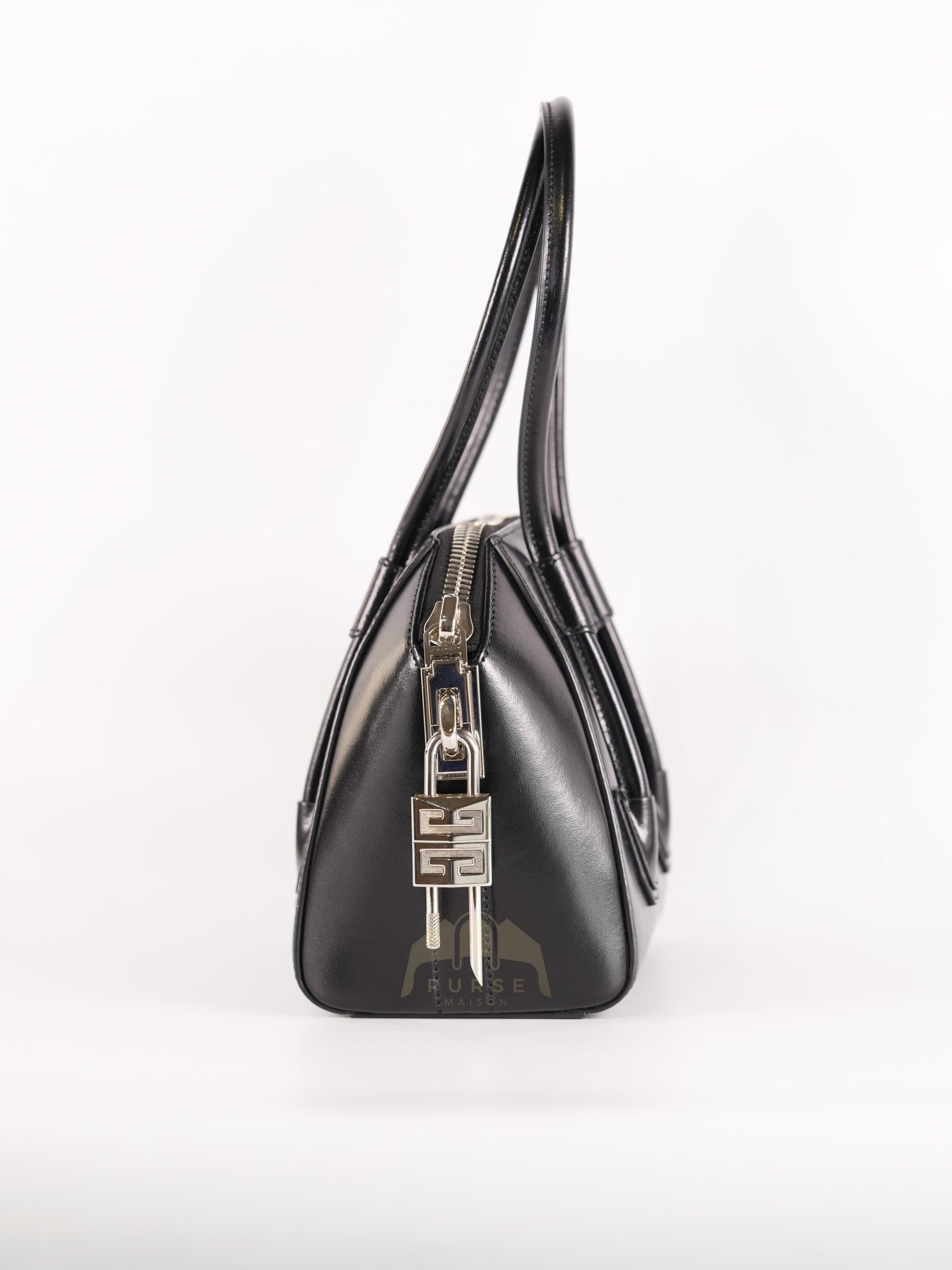 Antigona Lock Mini Handbag in Black Smooth Shiny Calfskin Leather | Purse Maison Luxury Bags Shop
