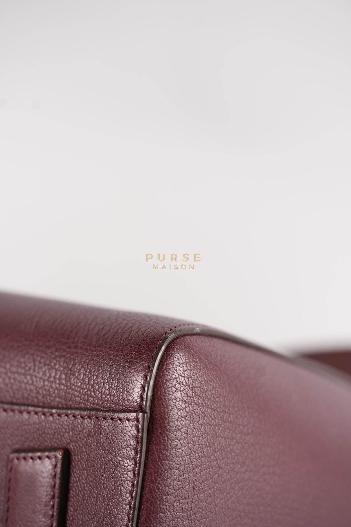 Antigona Medium Bag in Burgundy Goatskin Leather | Purse Maison Luxury Bags Shop