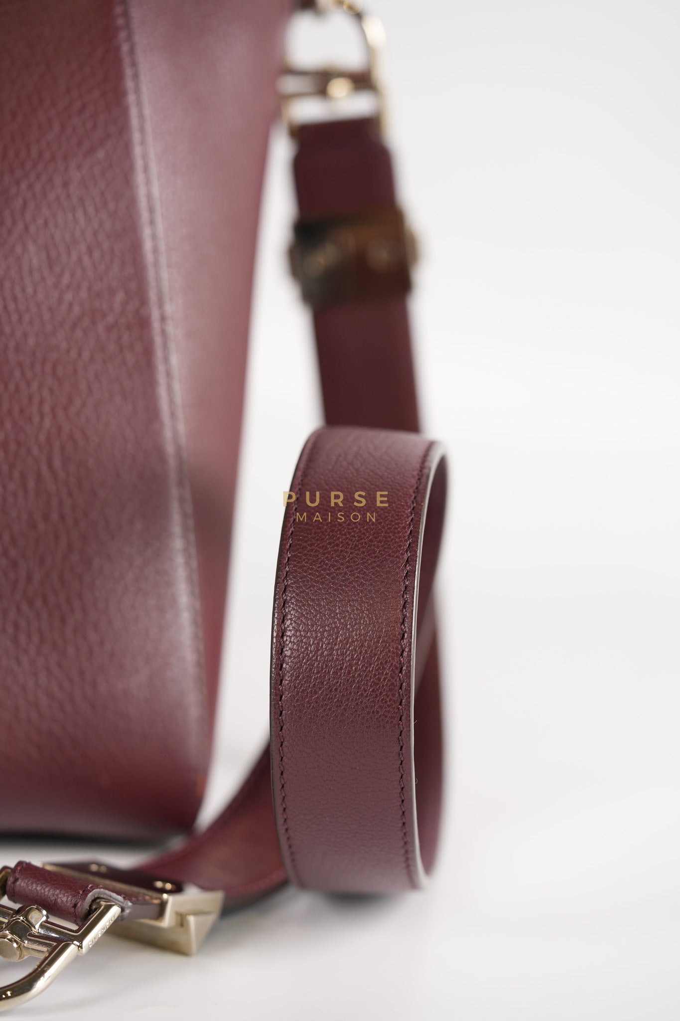 Antigona Medium Bag in Burgundy Goatskin Leather | Purse Maison Luxury Bags Shop