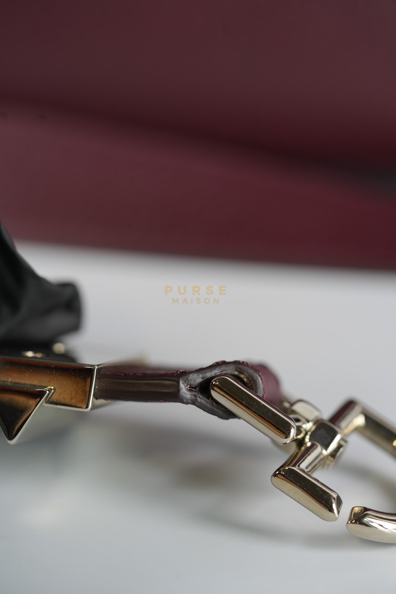 Antigona Medium Bag in Burgundy Goatskin Leather | Purse Maison Luxury Bags Shop