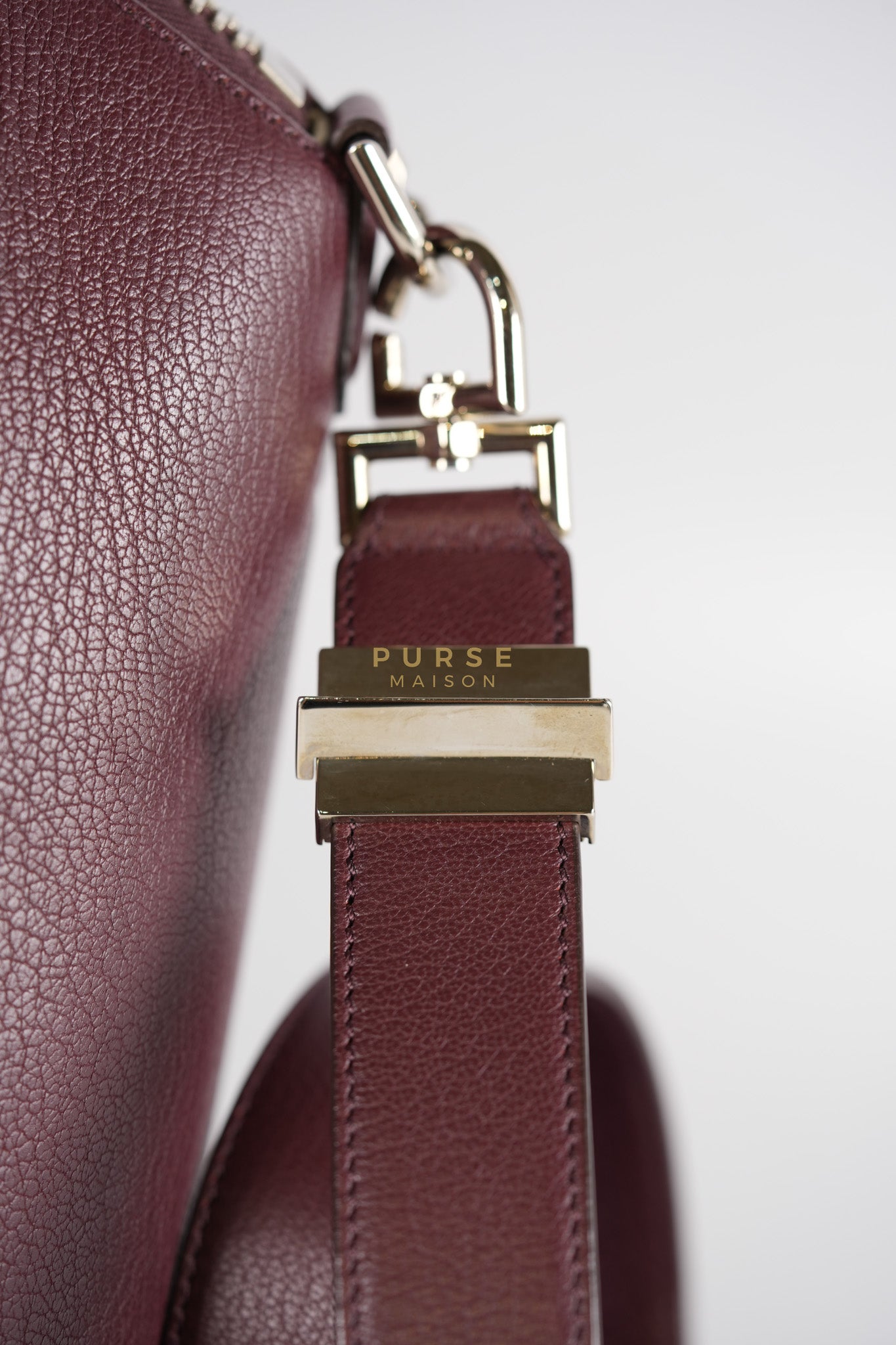 Antigona Medium Bag in Burgundy Goatskin Leather | Purse Maison Luxury Bags Shop