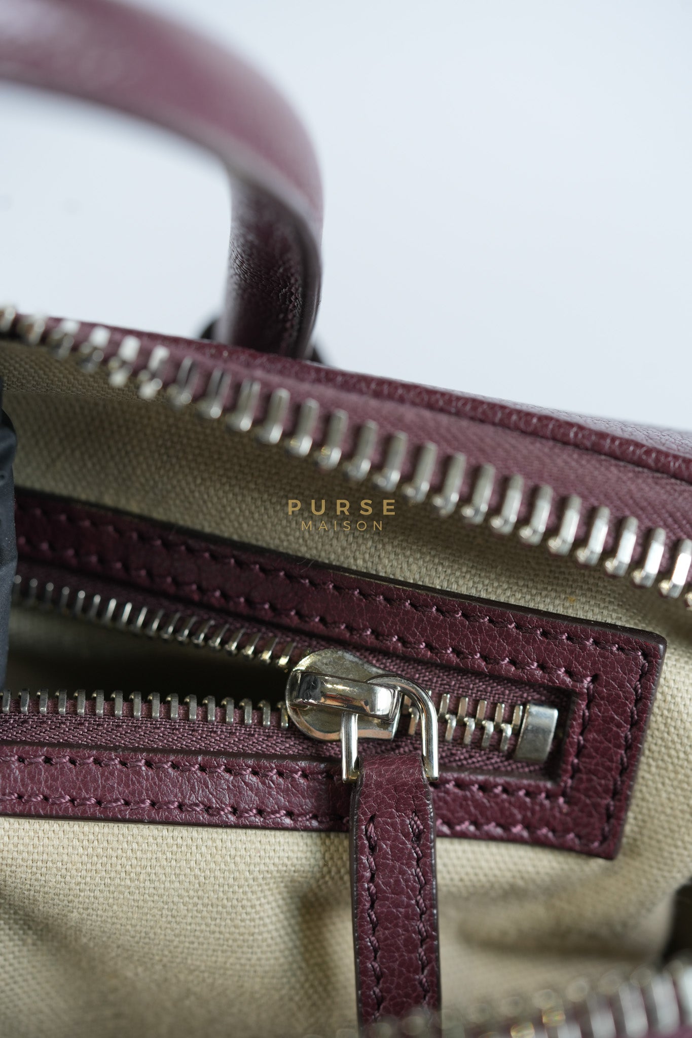 Antigona Medium Bag in Burgundy Goatskin Leather | Purse Maison Luxury Bags Shop