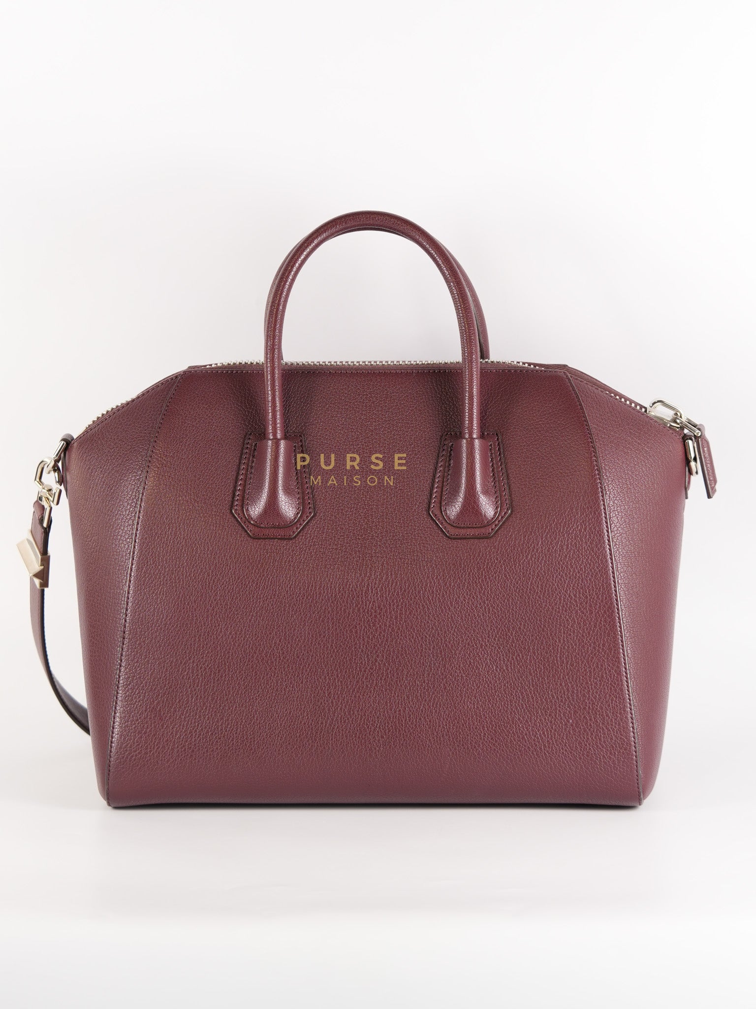 Antigona Medium Bag in Burgundy Goatskin Leather | Purse Maison Luxury Bags Shop