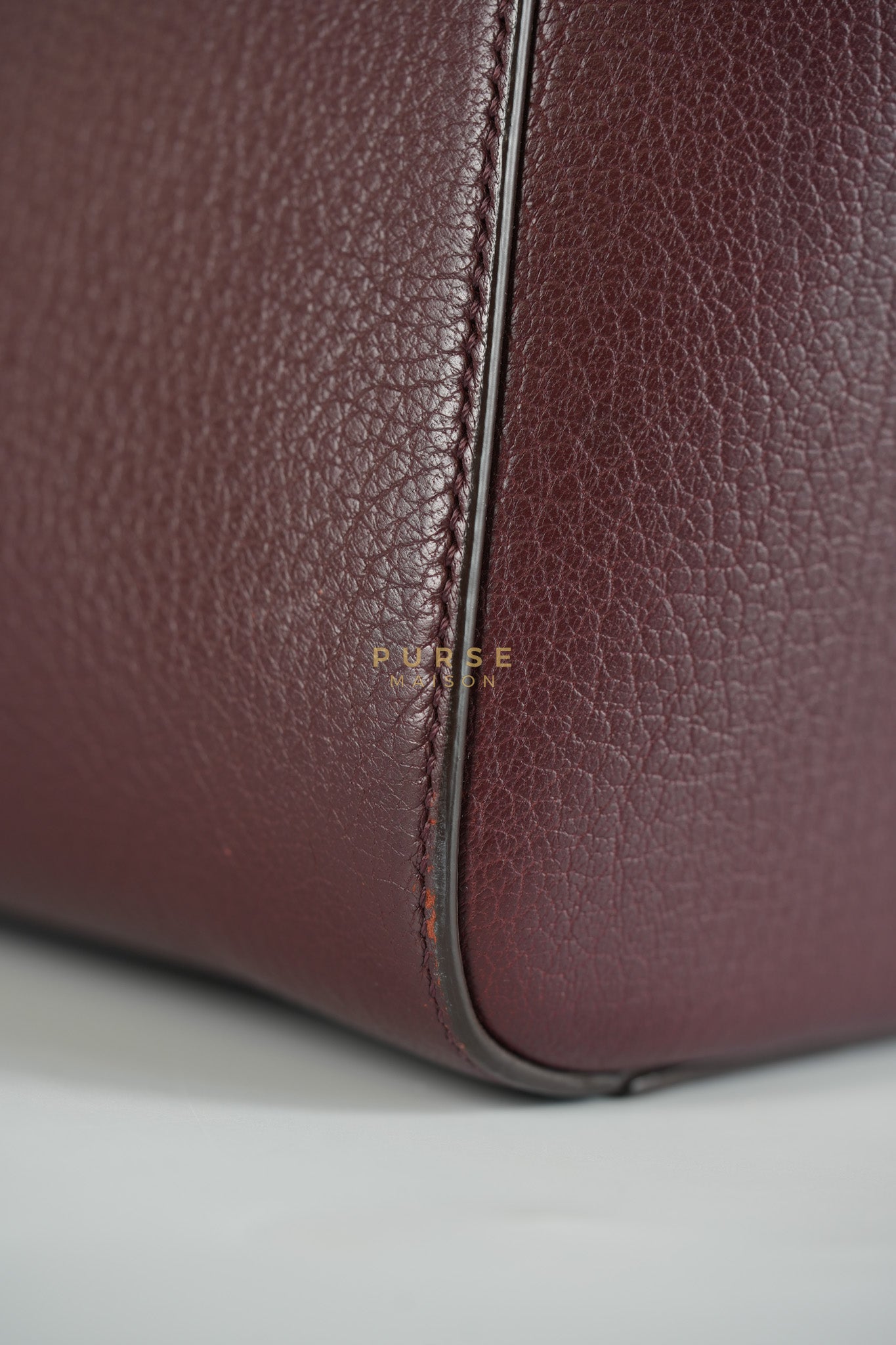Antigona Medium Bag in Burgundy Goatskin Leather | Purse Maison Luxury Bags Shop