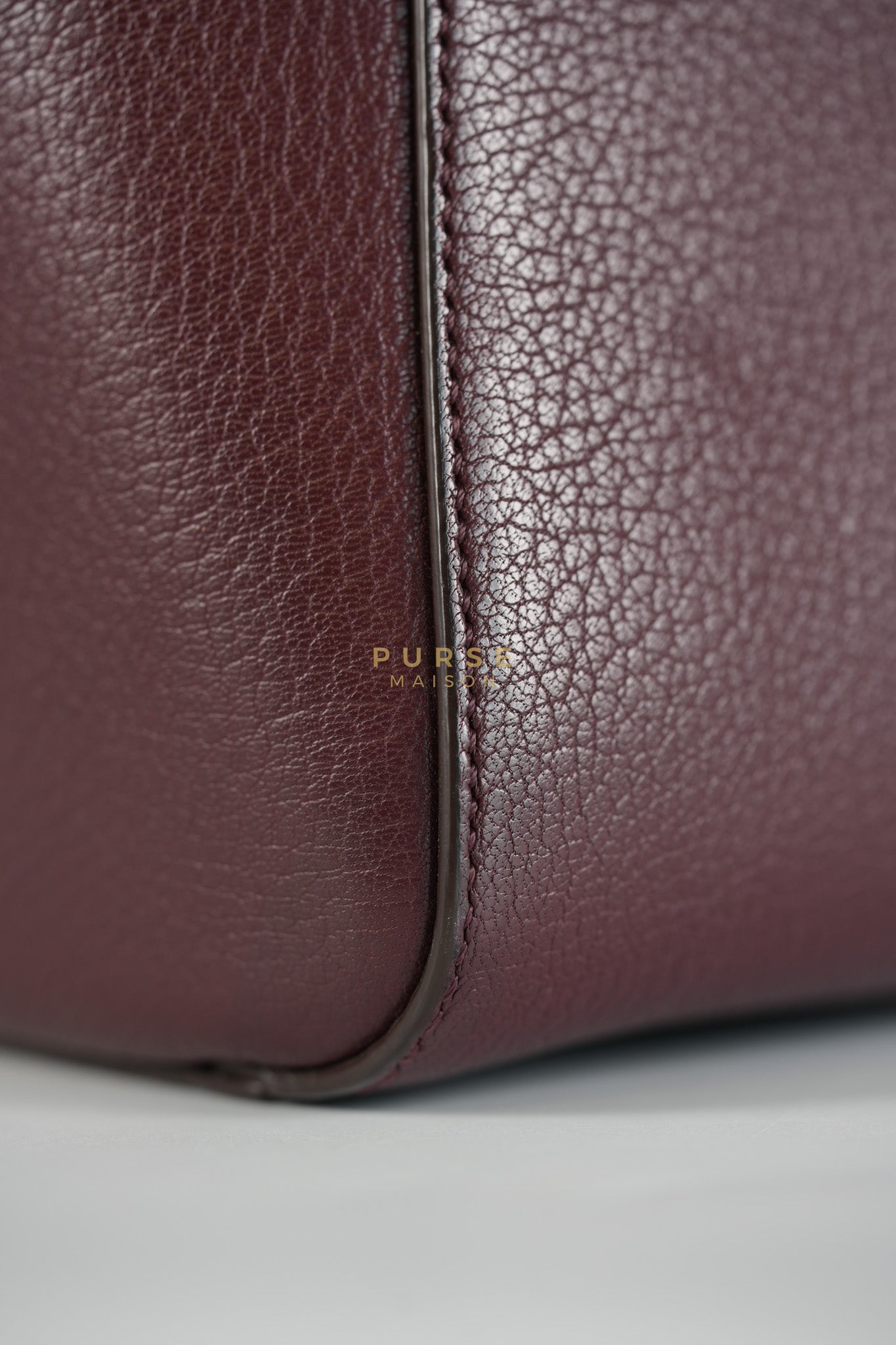 Antigona Medium Bag in Burgundy Goatskin Leather | Purse Maison Luxury Bags Shop