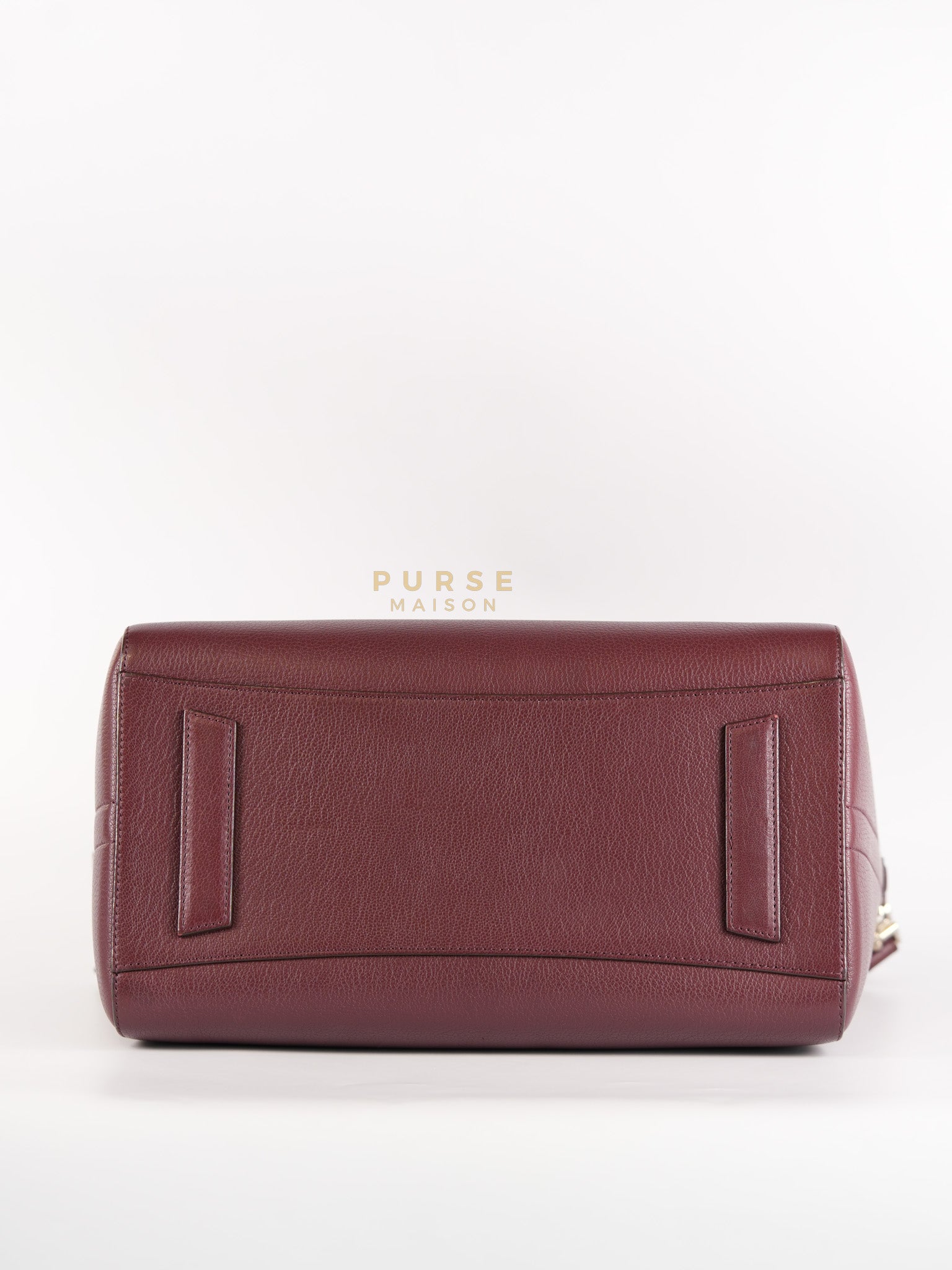 Antigona Medium Bag in Burgundy Goatskin Leather | Purse Maison Luxury Bags Shop