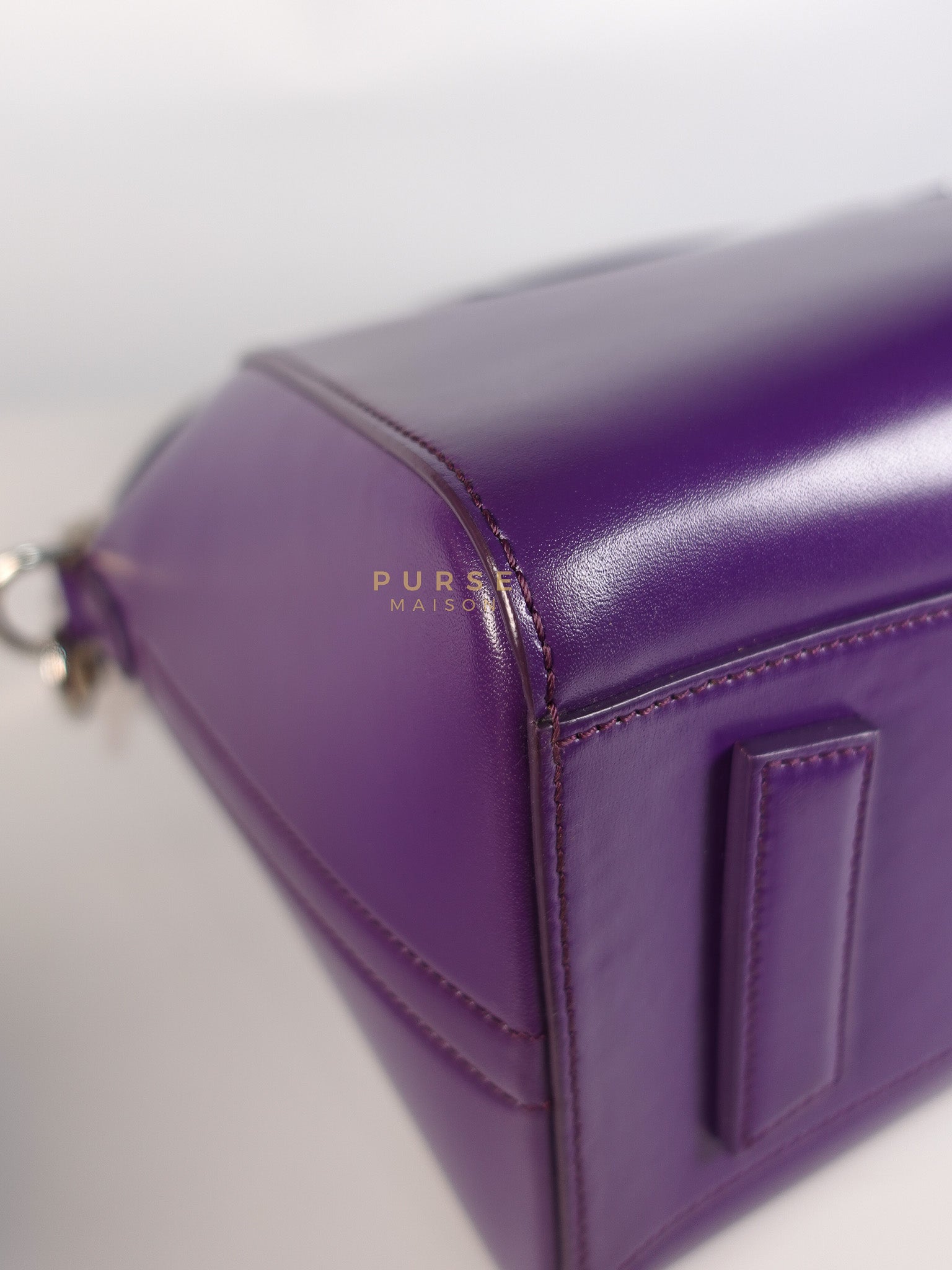 Antigona Medium Bag in Purple Shade Calfskin Leather & Silver Hardware | Purse Maison Luxury Bags Shop