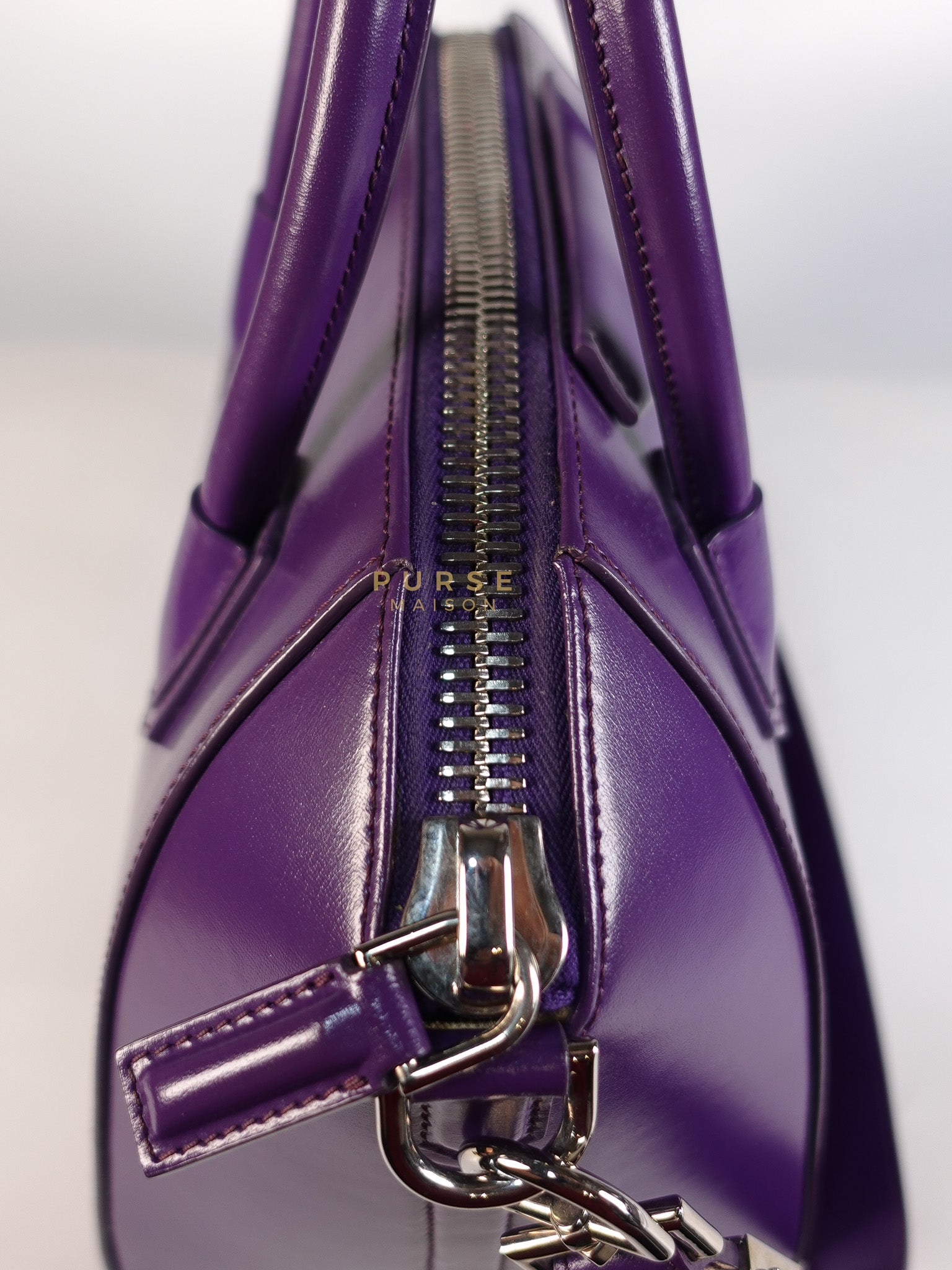 Antigona Medium Bag in Purple Shade Calfskin Leather & Silver Hardware | Purse Maison Luxury Bags Shop