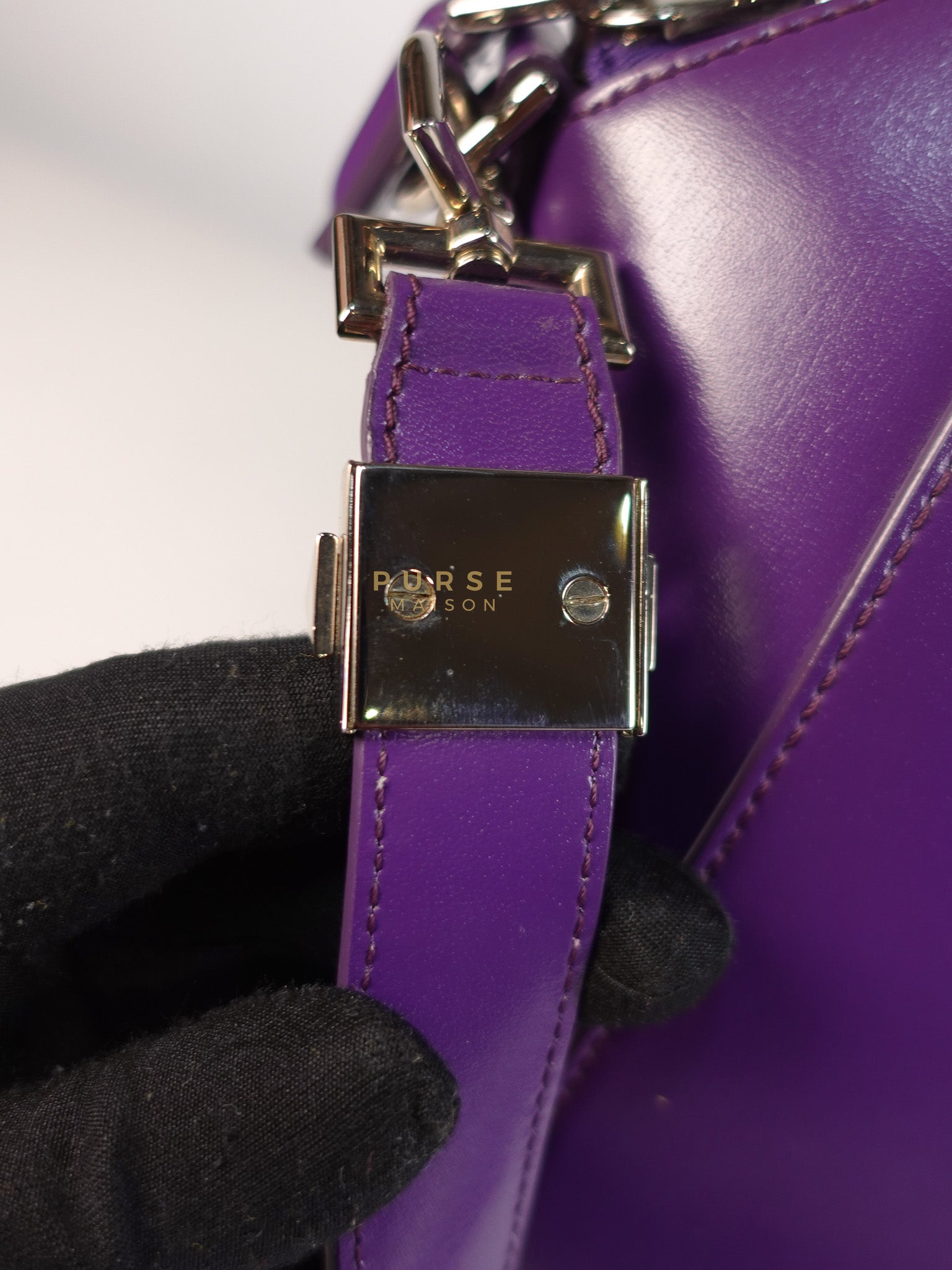 Antigona Medium Bag in Purple Shade Calfskin Leather & Silver Hardware | Purse Maison Luxury Bags Shop