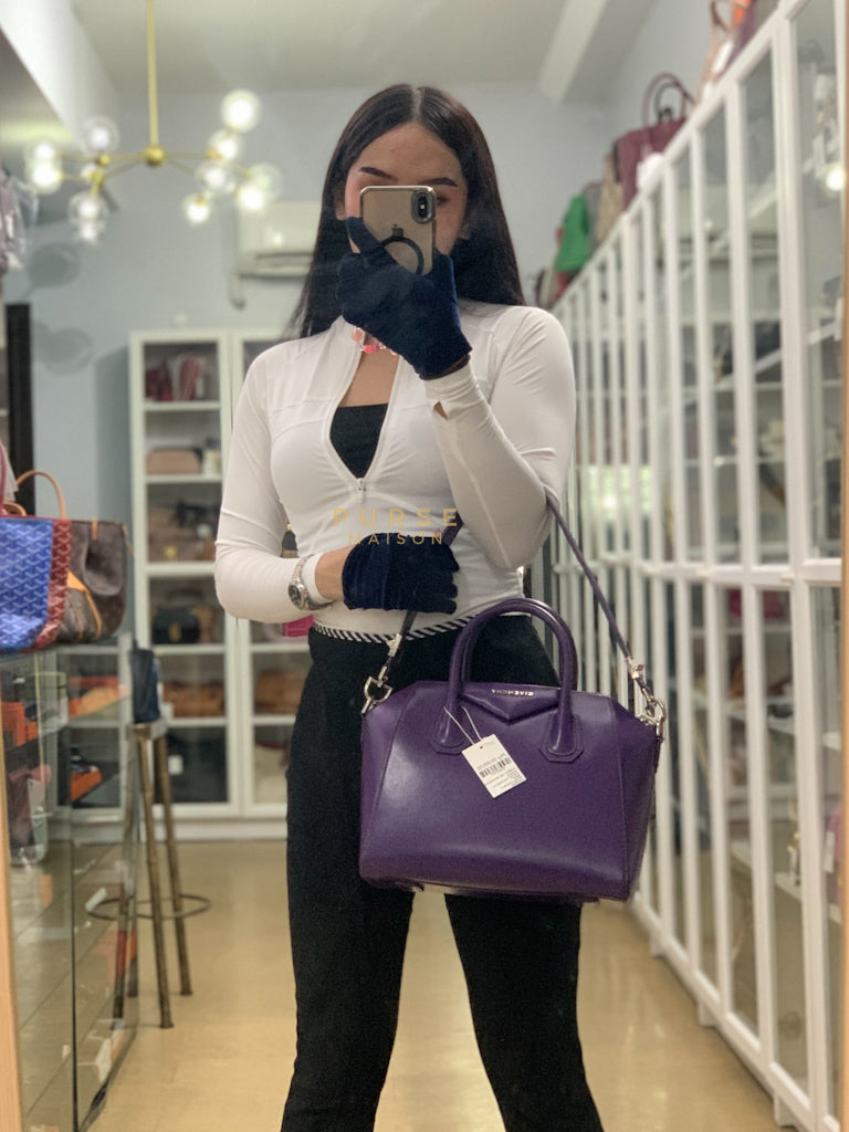 Antigona Medium Bag in Purple Shade Calfskin Leather & Silver Hardware | Purse Maison Luxury Bags Shop