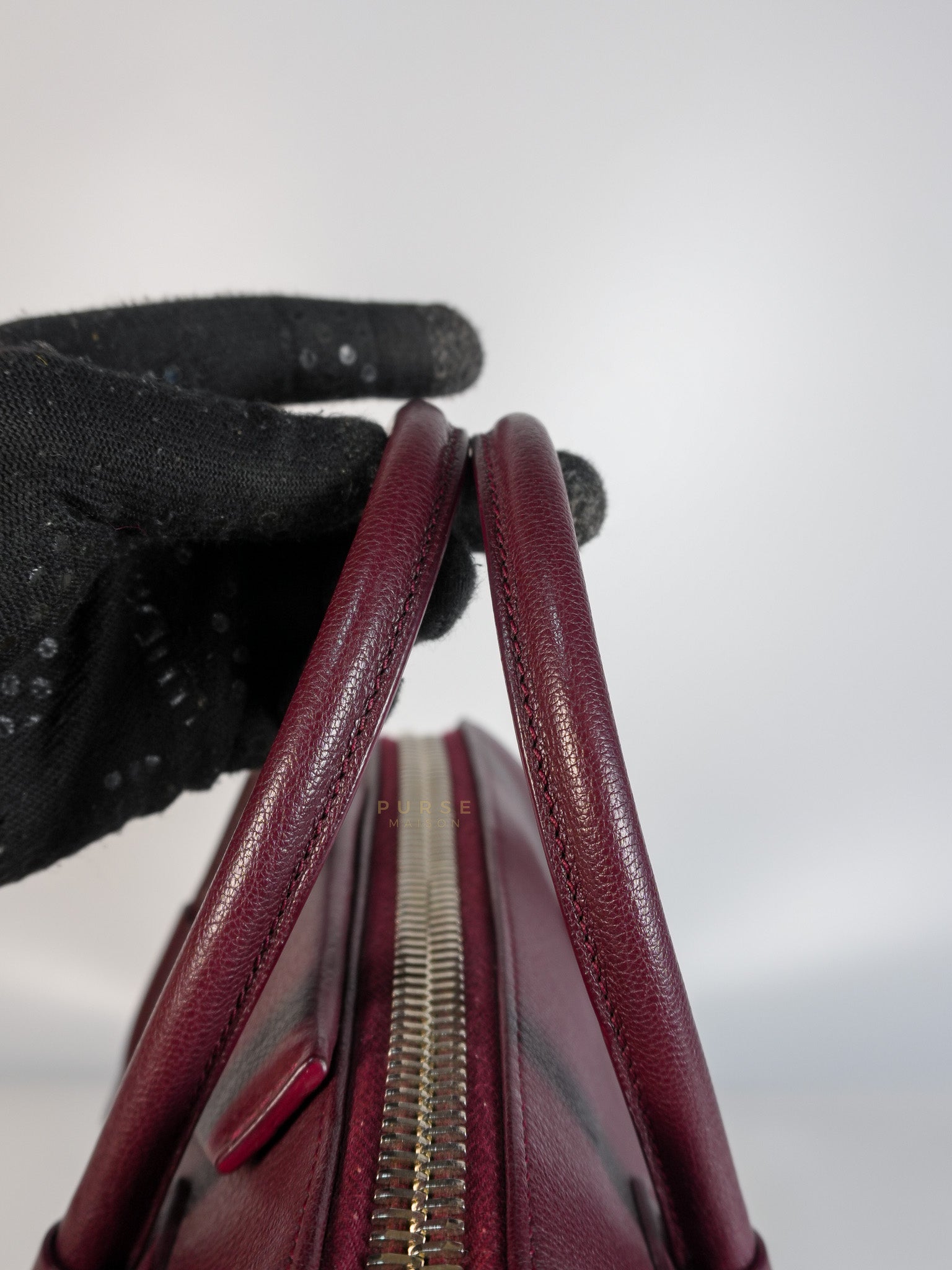 Antigona Medium in Burgundy Sugar Goatskin Leather | Purse Maison Luxury Bags Shop