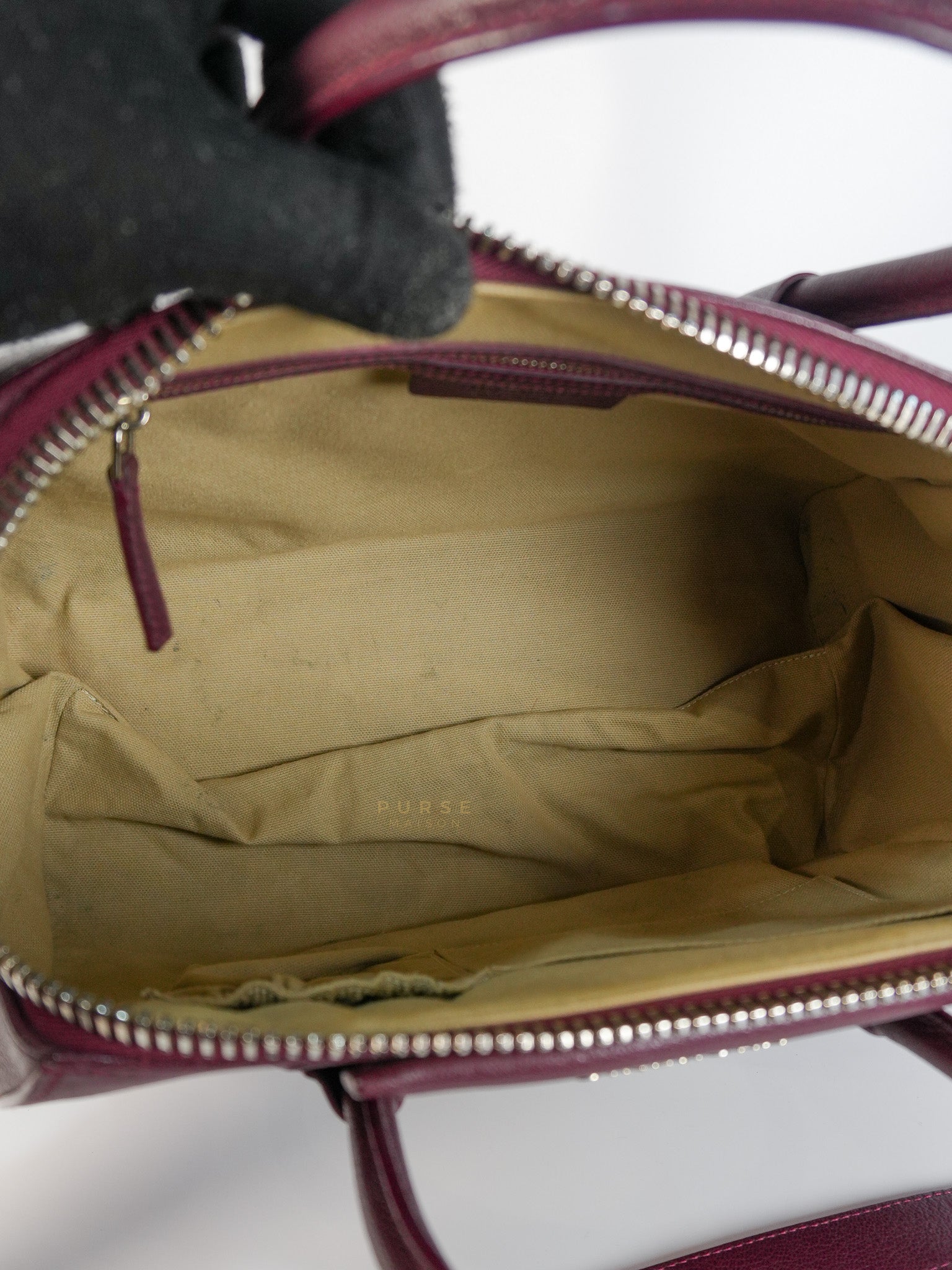 Antigona Medium in Burgundy Sugar Goatskin Leather | Purse Maison Luxury Bags Shop