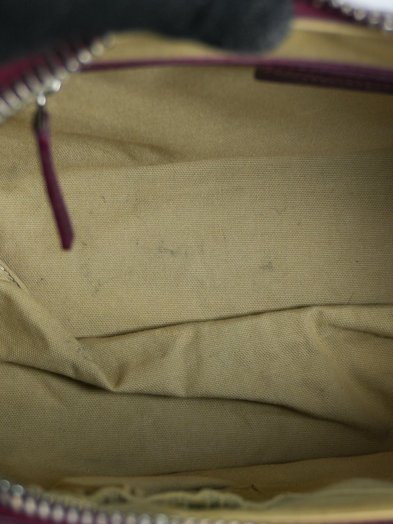 Antigona Medium in Burgundy Sugar Goatskin Leather | Purse Maison Luxury Bags Shop