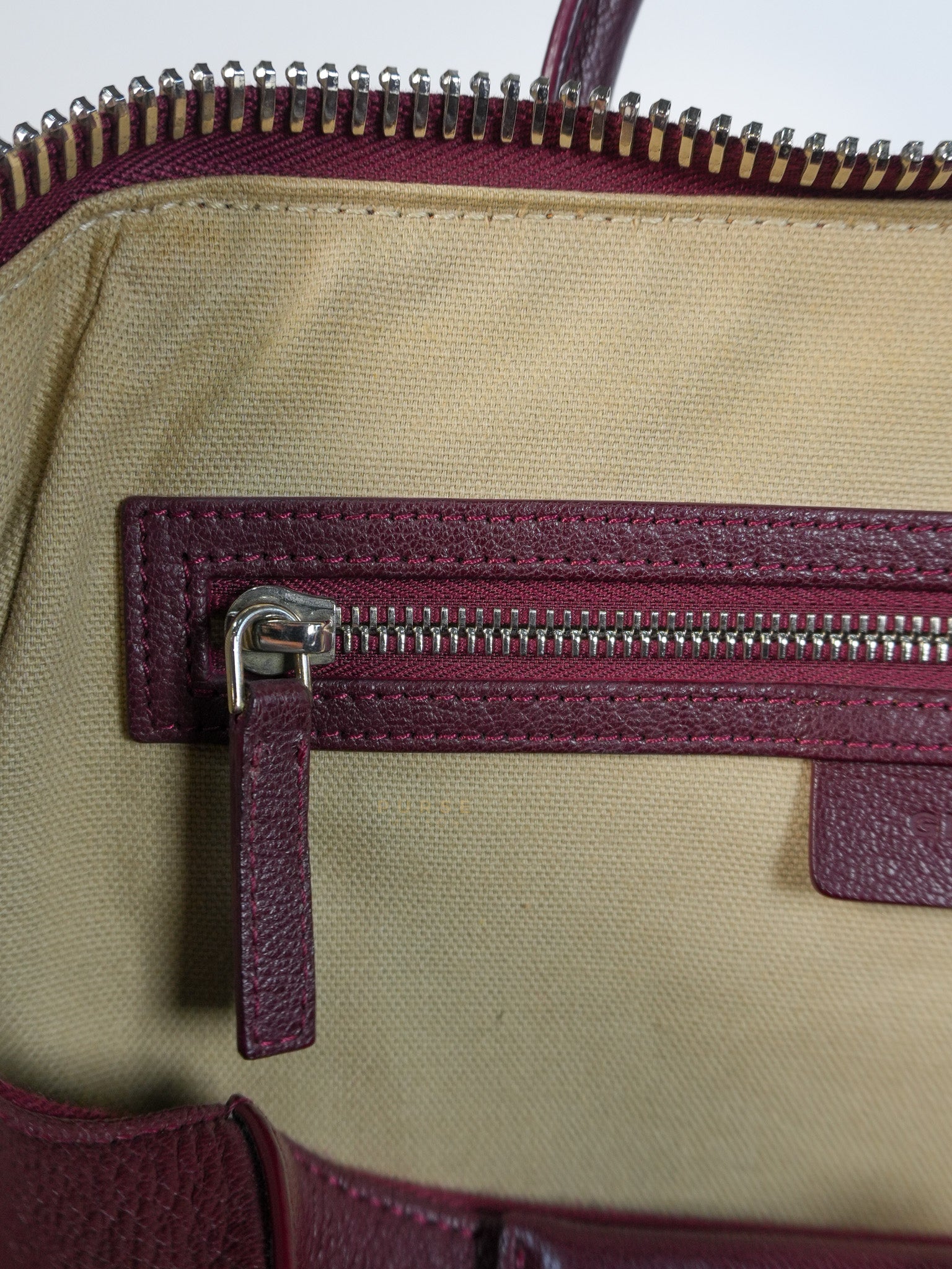 Antigona Medium in Burgundy Sugar Goatskin Leather | Purse Maison Luxury Bags Shop