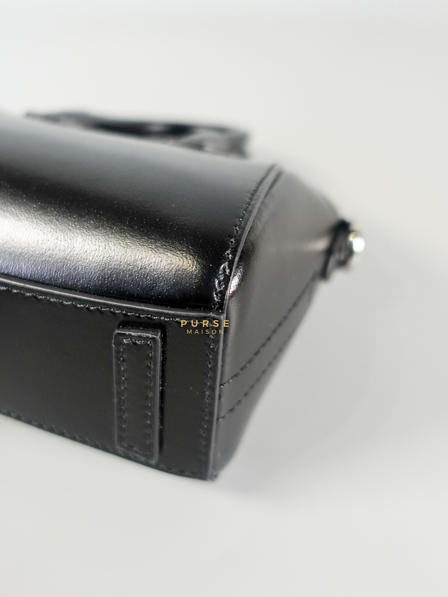 Micro Antigona in Black Smooth Calfskin Leather | Purse Maison Luxury Bags Shop