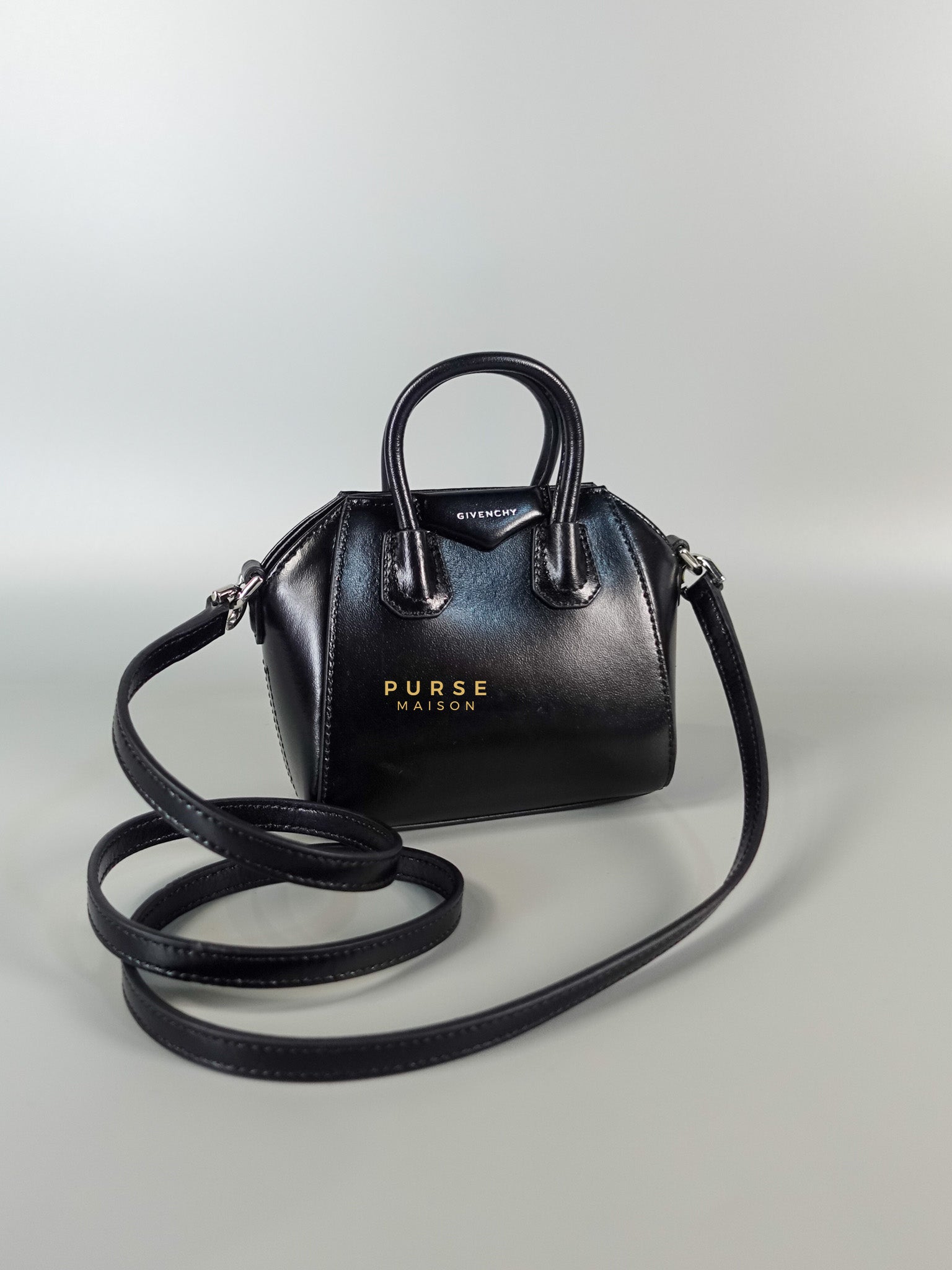Micro Antigona in Black Smooth Calfskin Leather | Purse Maison Luxury Bags Shop