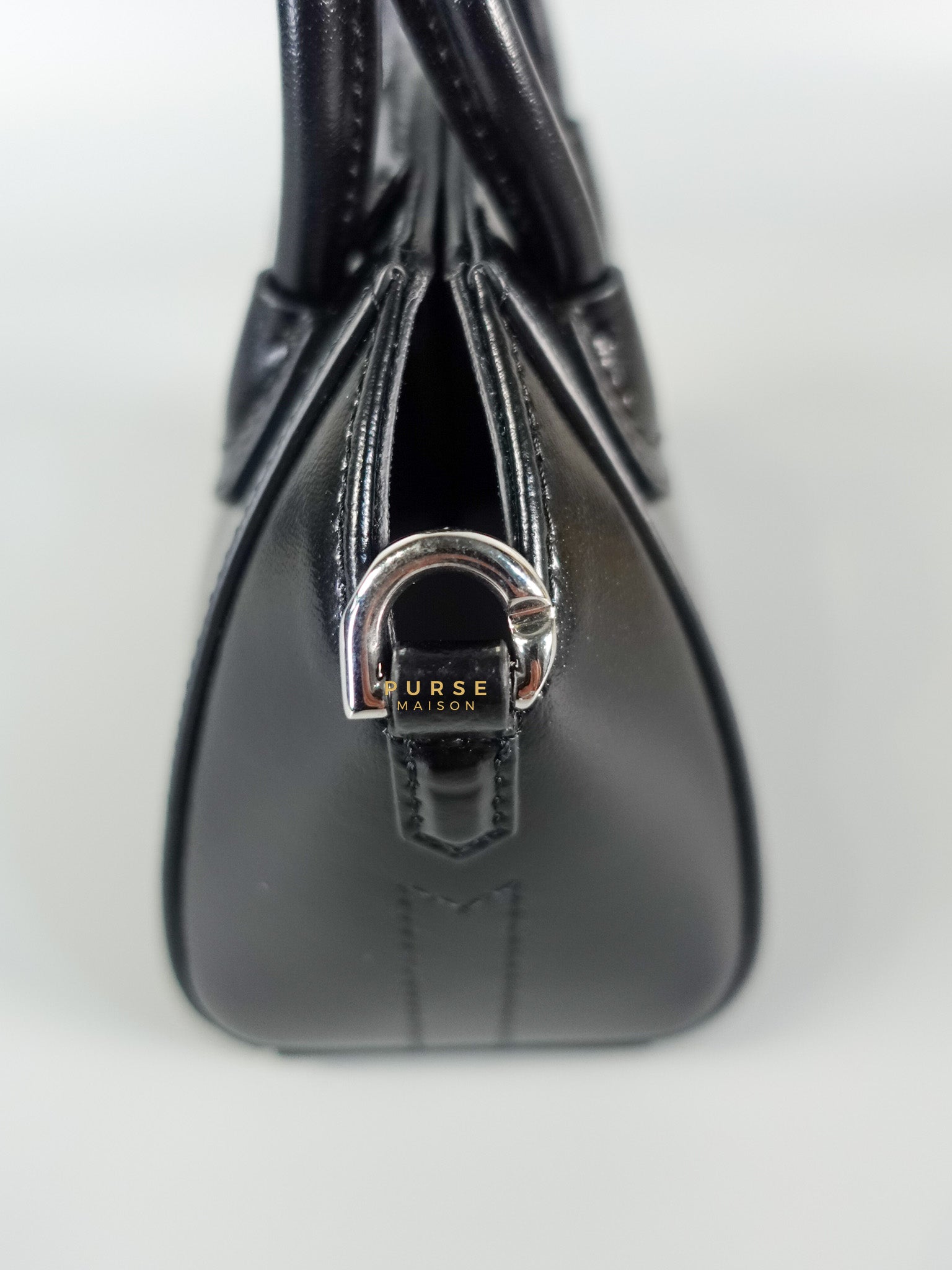 Micro Antigona in Black Smooth Calfskin Leather | Purse Maison Luxury Bags Shop