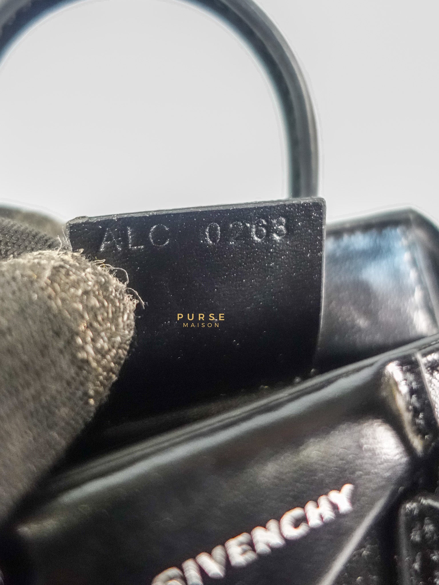 Micro Antigona in Black Smooth Calfskin Leather | Purse Maison Luxury Bags Shop