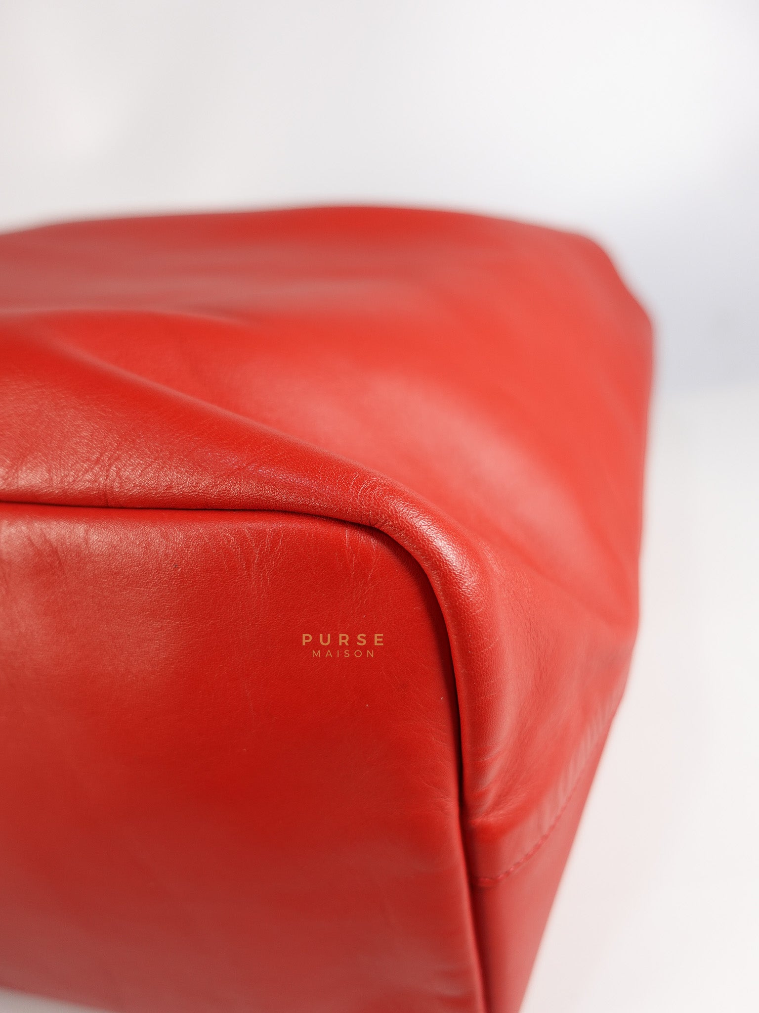 Antigona Shopper Tote Bag in Red Calfskin Leather | Purse Maison Luxury Bags Shop