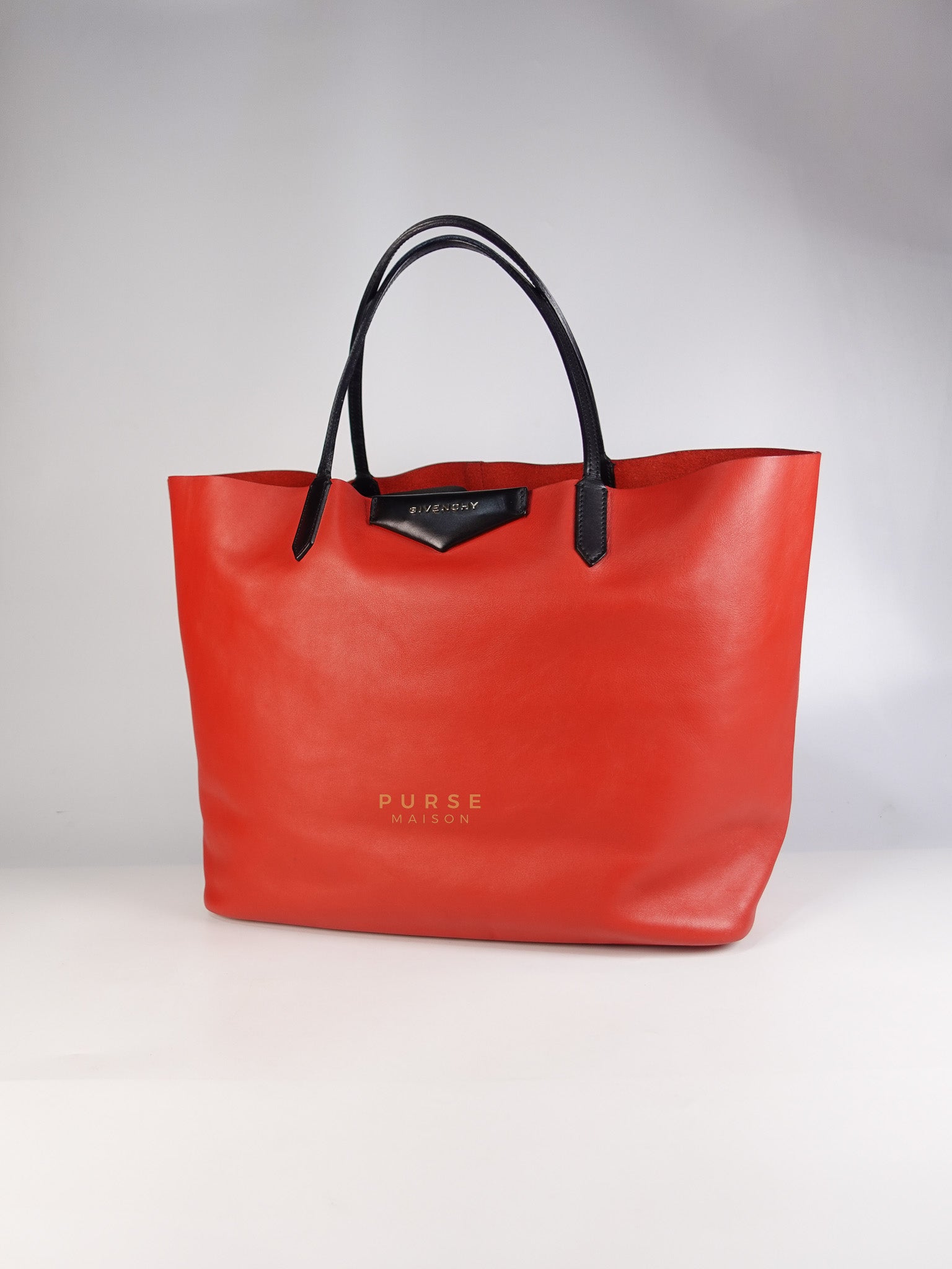 Antigona Shopper Tote Bag in Red Calfskin Leather | Purse Maison Luxury Bags Shop