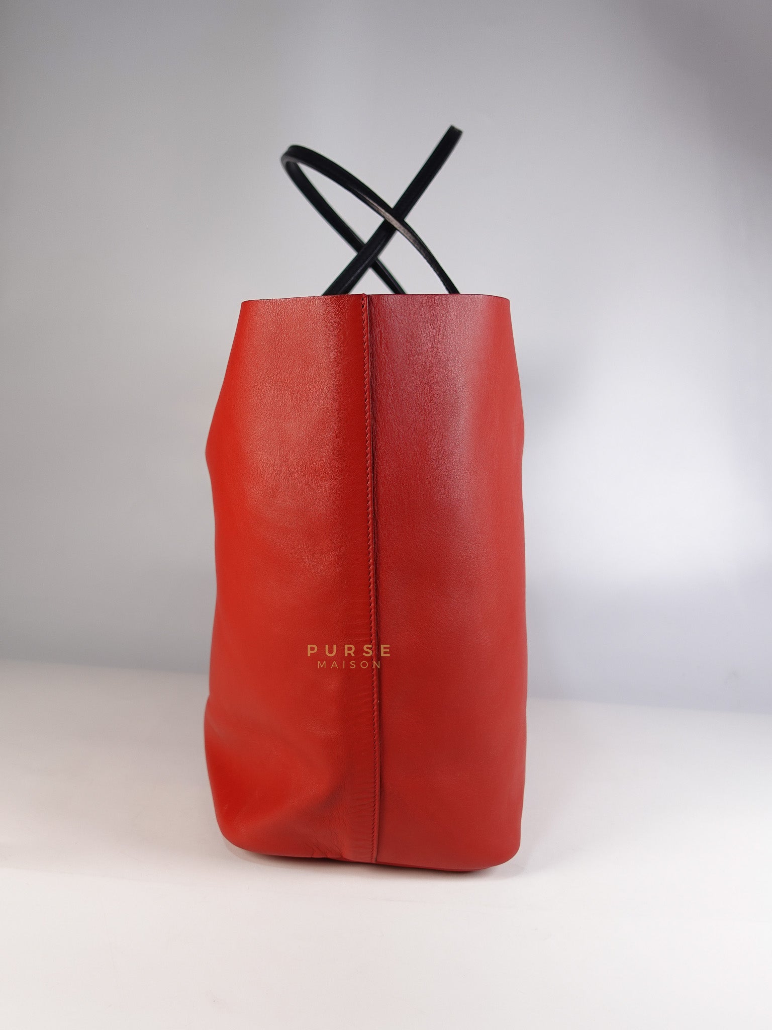 Antigona Shopper Tote Bag in Red Calfskin Leather | Purse Maison Luxury Bags Shop