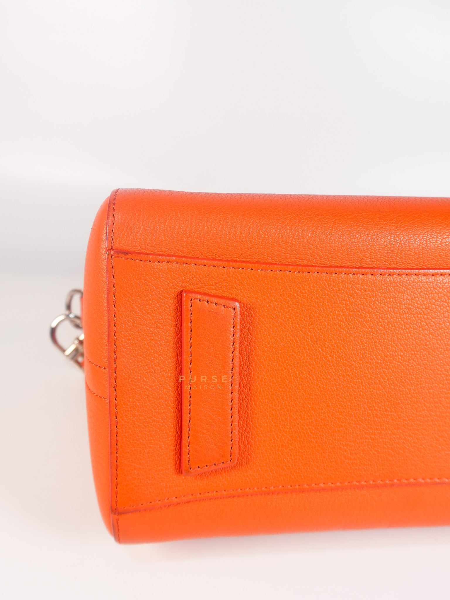 Antigona Small Orange Grained Calfskin Leather | Purse Maison Luxury Bags Shop
