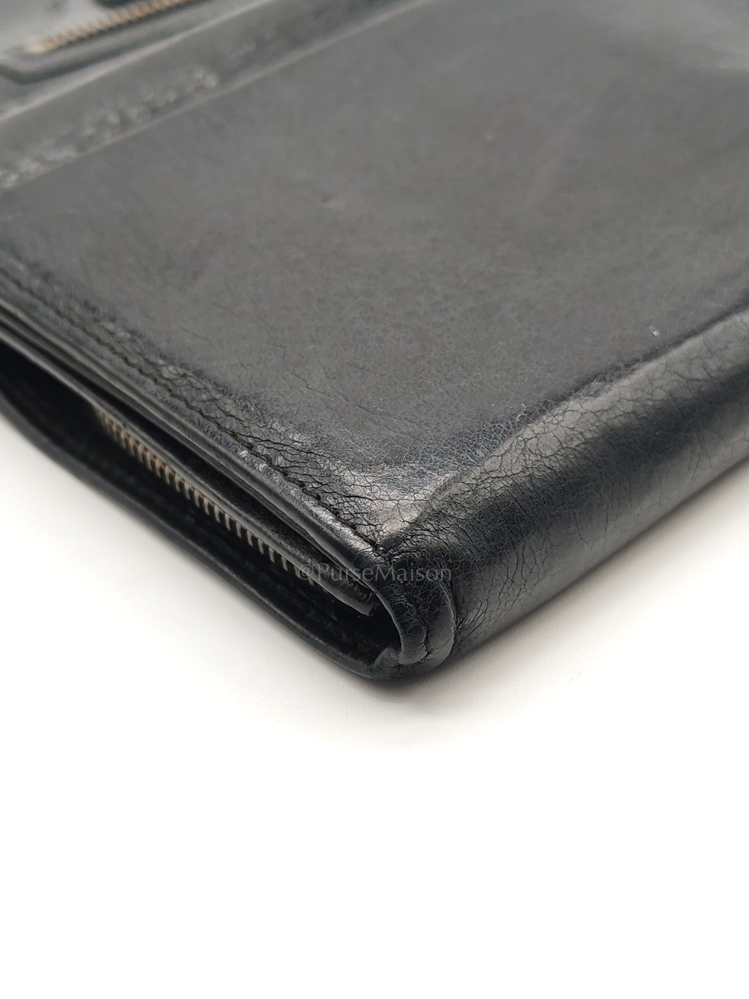 Arena Giant Continental Wallet in Black Leather | Purse Maison Luxury Bags Shop